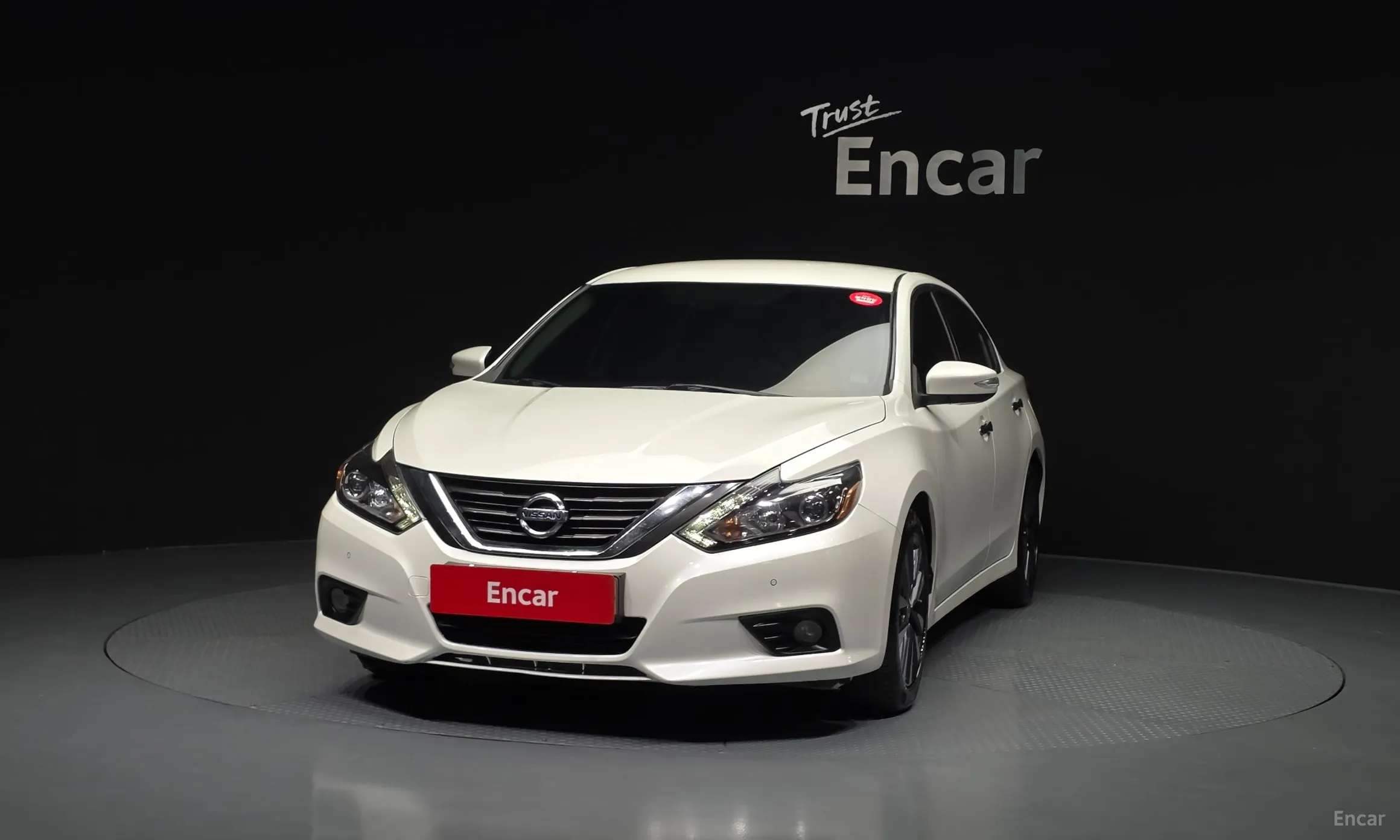 Nissan Altima превью 3