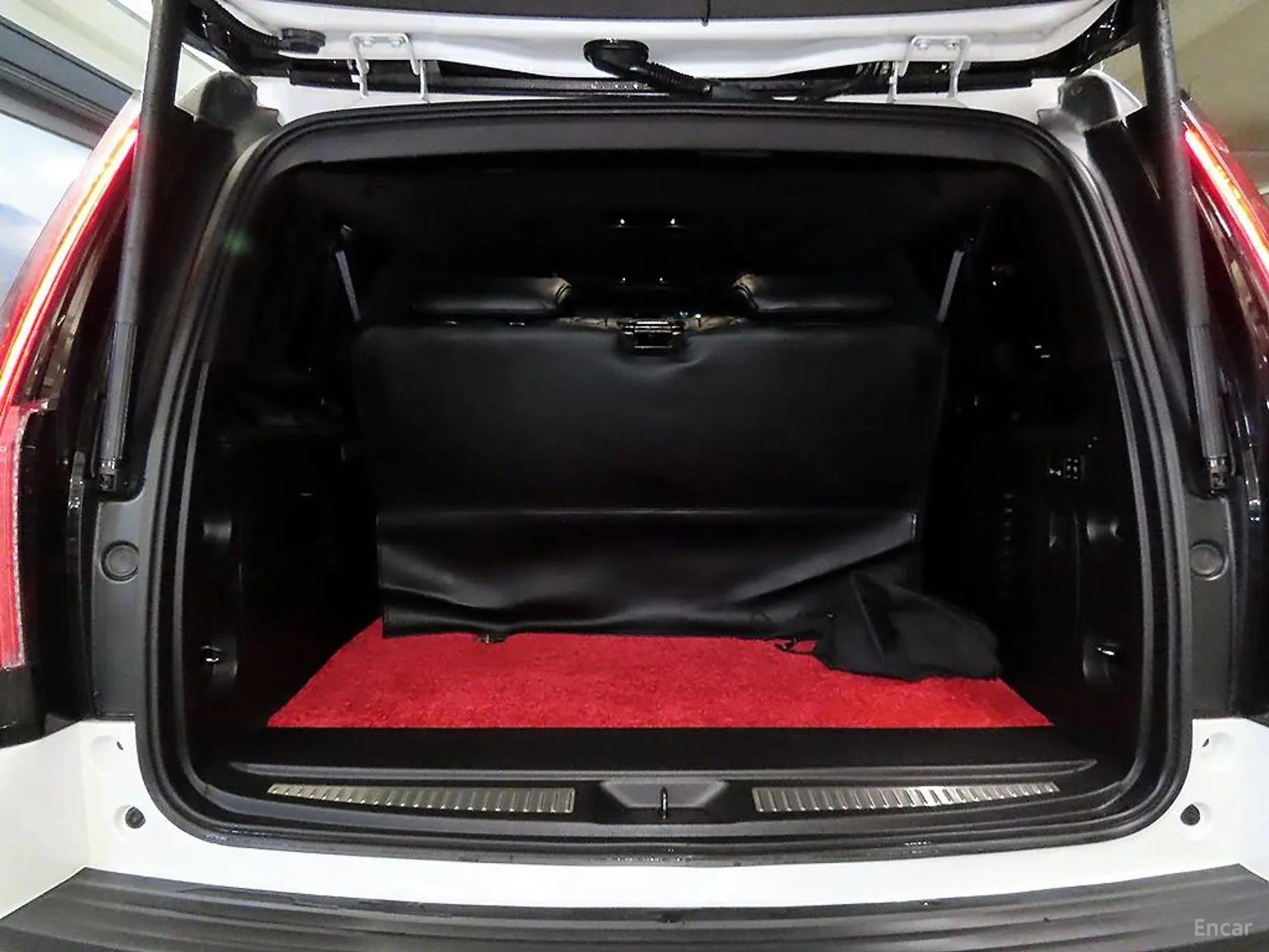 Cadillac Escalade превью 15