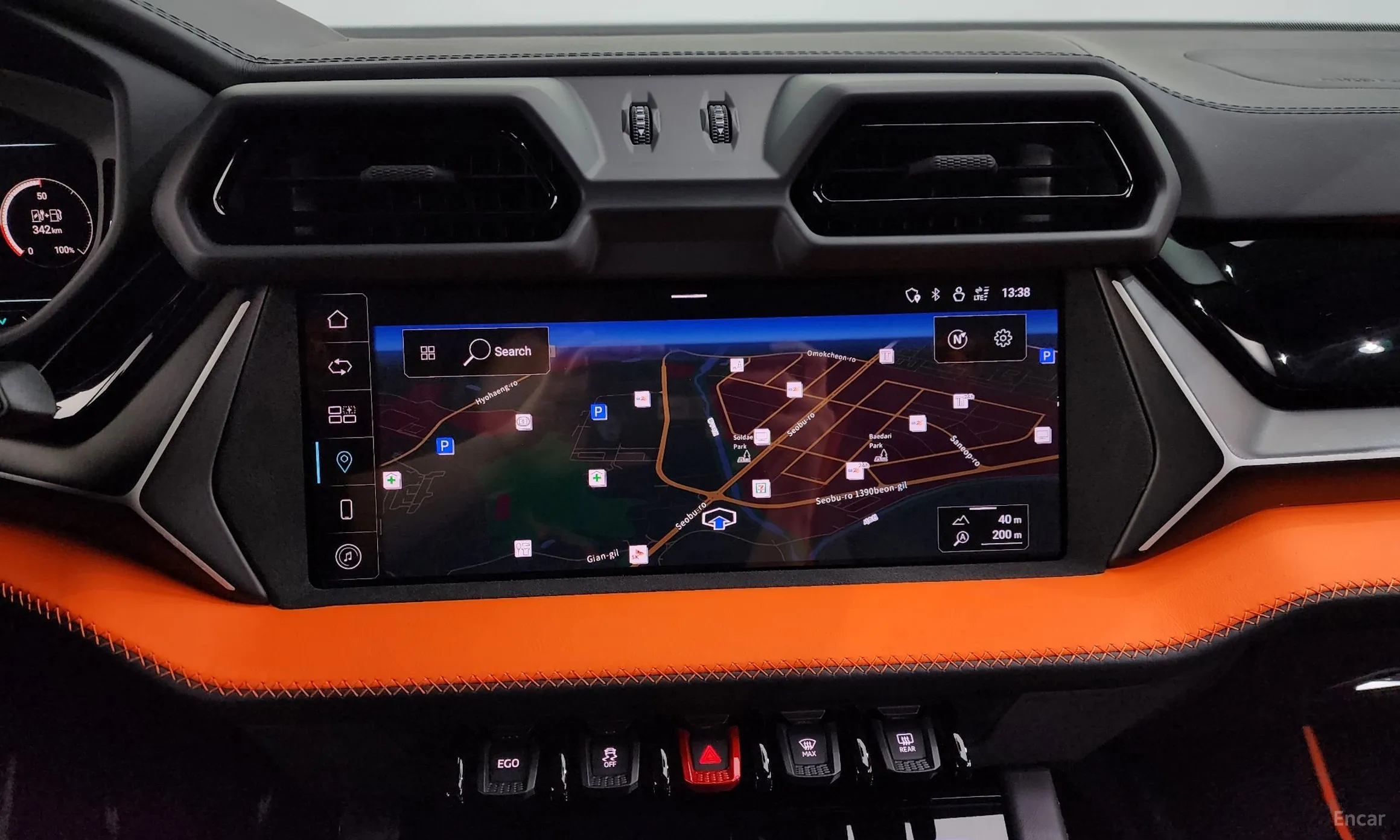 Lamborghini Urus превью 13