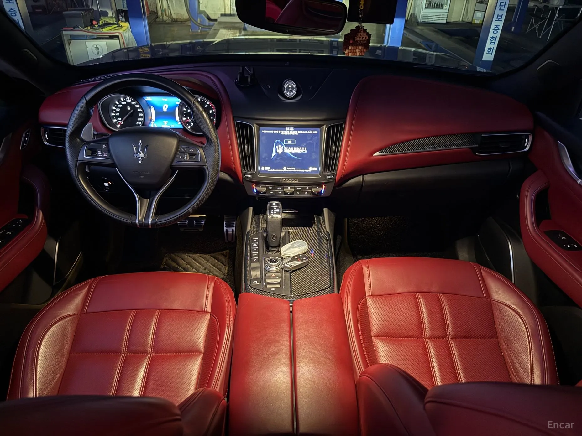 Maserati Levante превью 5