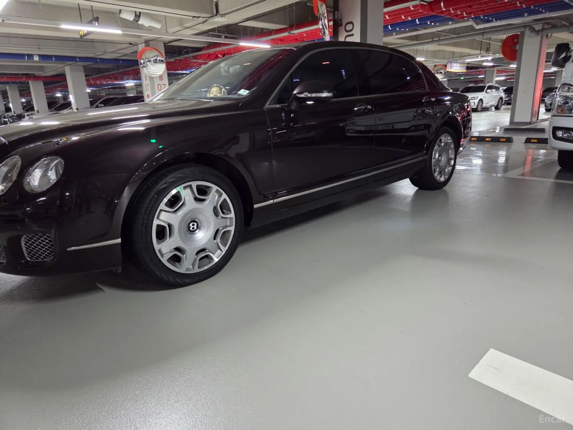 Bentley Flying Spur Gen 1 превью 5