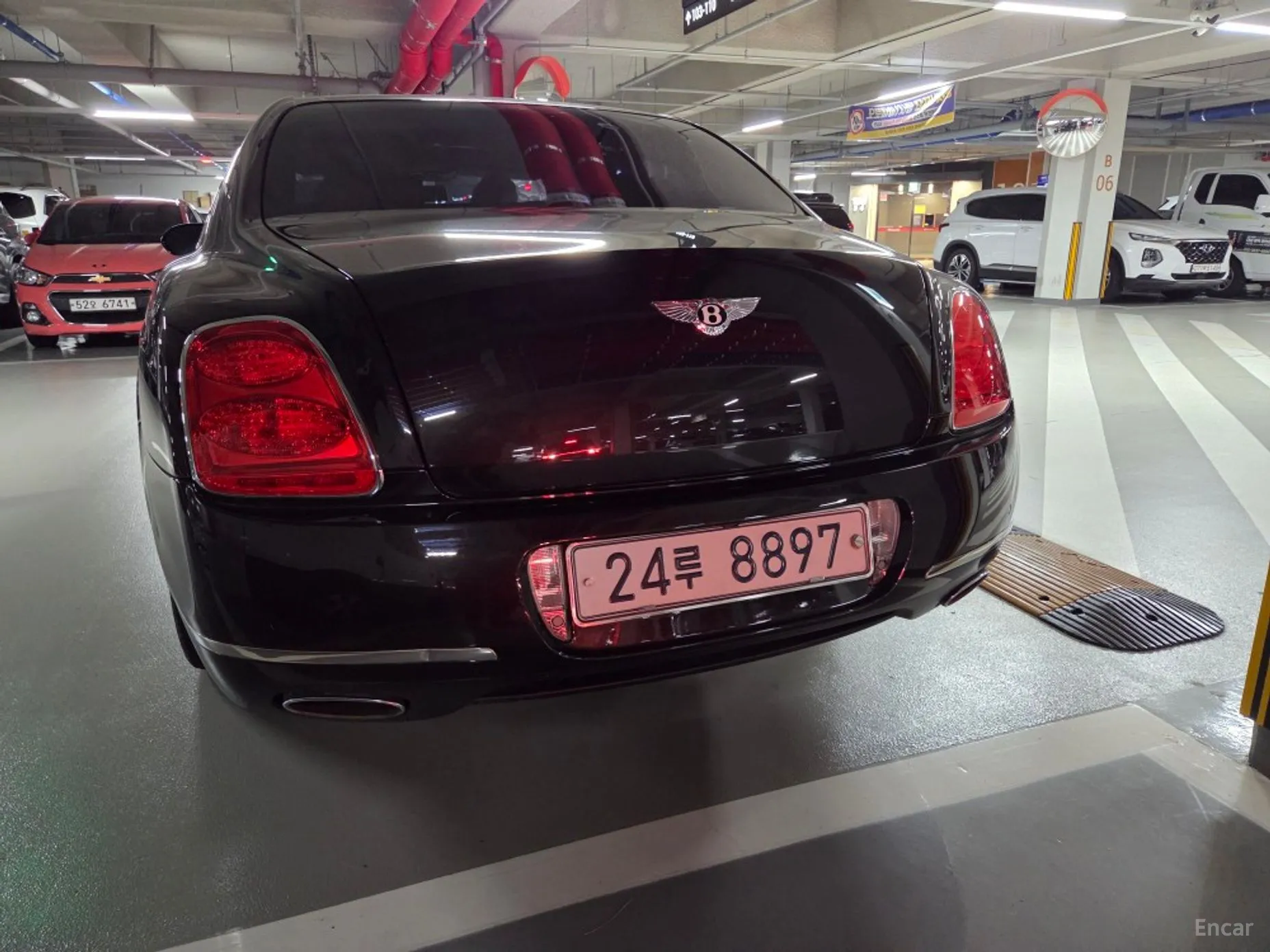 Bentley Flying Spur Gen 1 превью 7