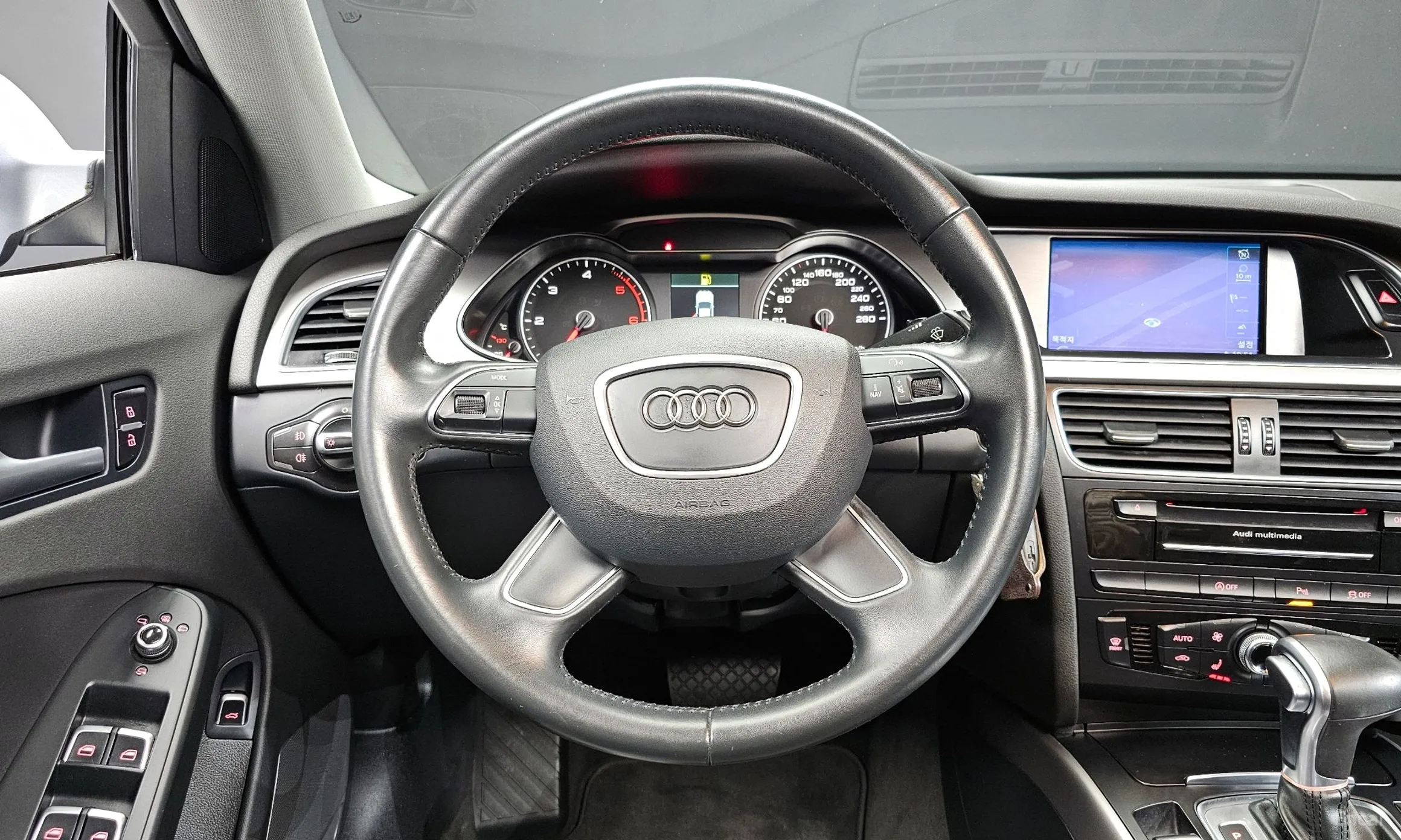 Audi New A4 превью 12