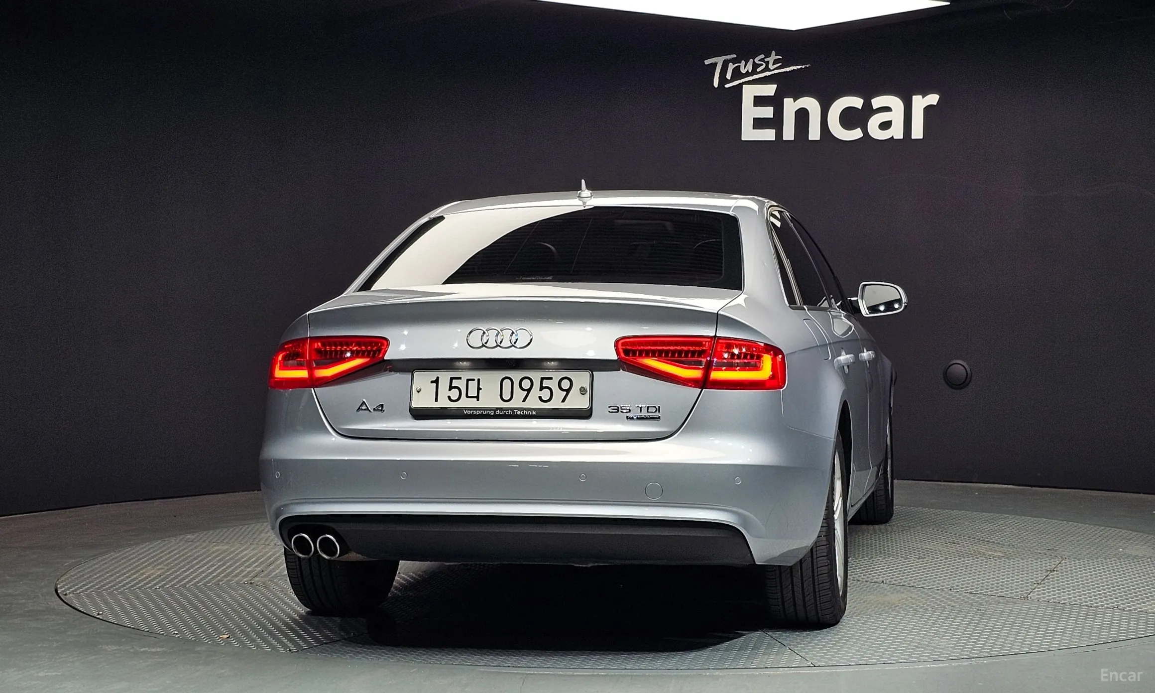 Audi New A4 превью 4