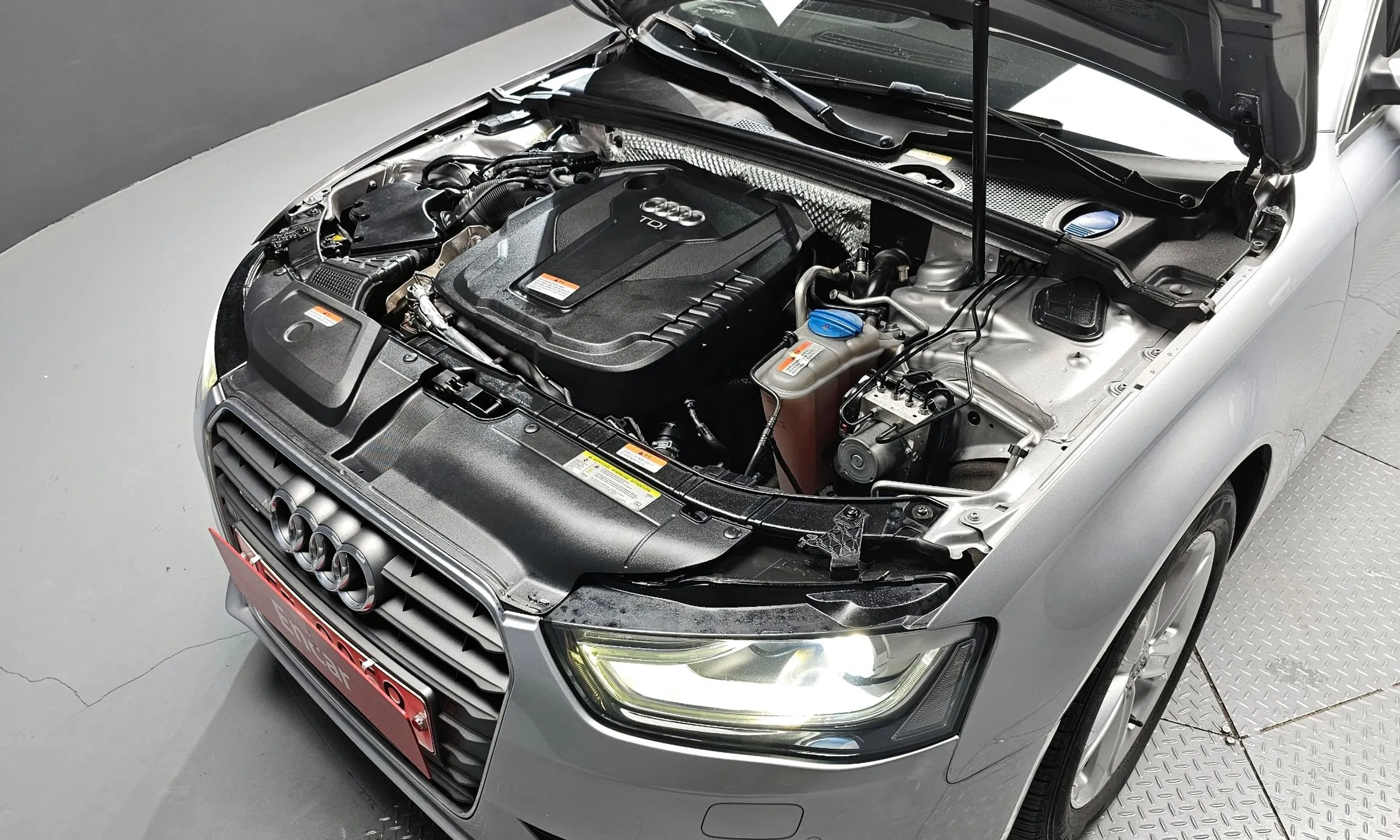 Audi New A4 превью 6