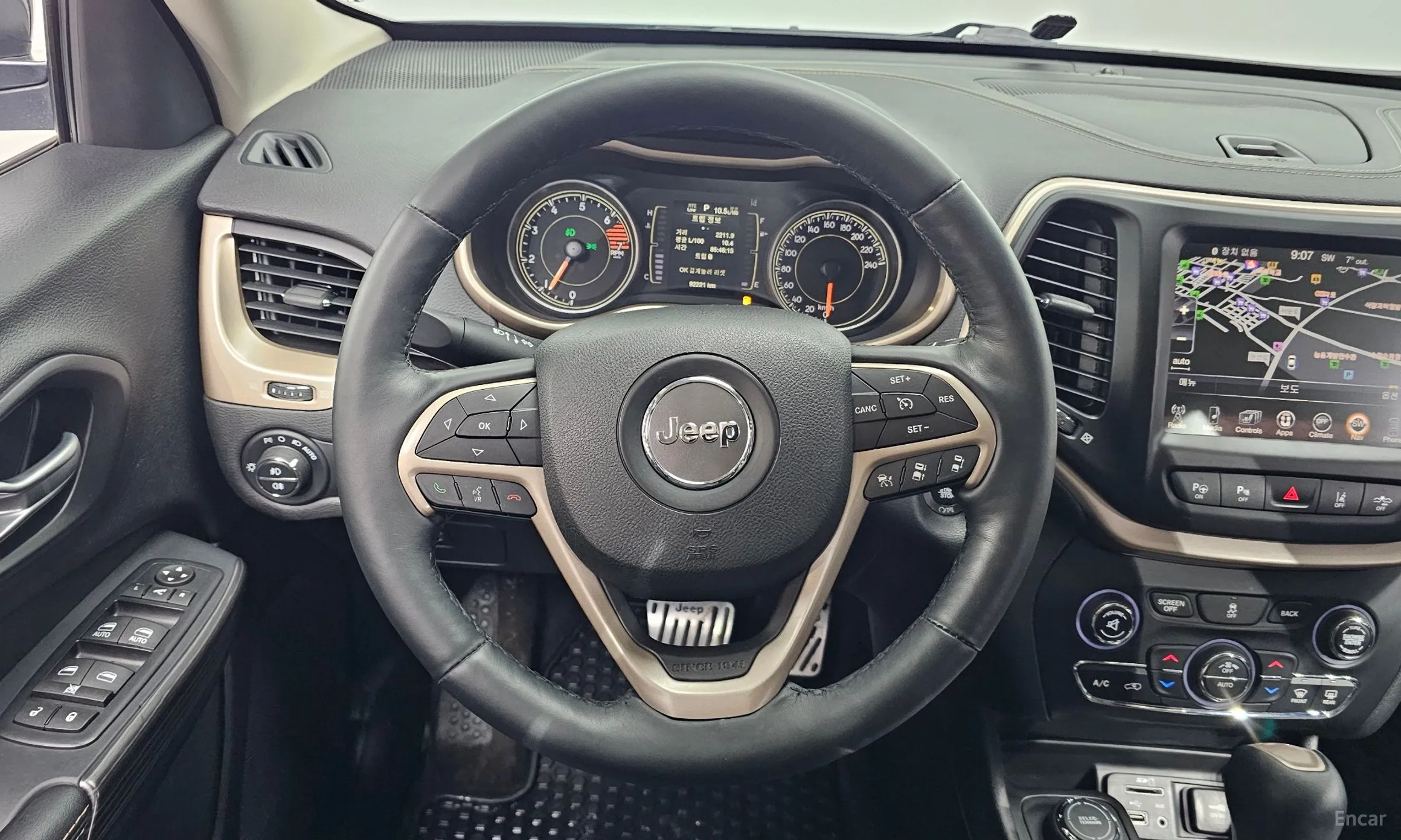 Jeep Cherokee (KL) превью 12