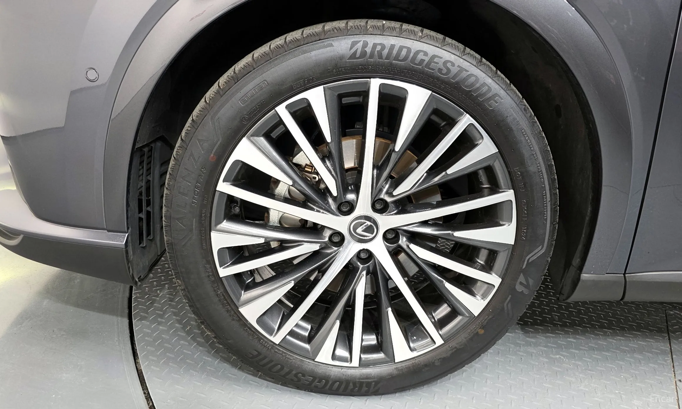 Lexus RX450h + 5th Gen превью 5
