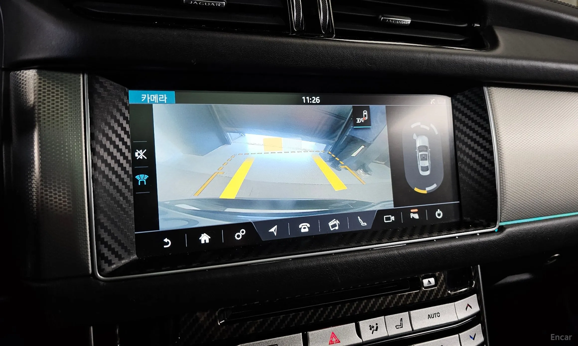 Jaguar XF (x260) превью 15
