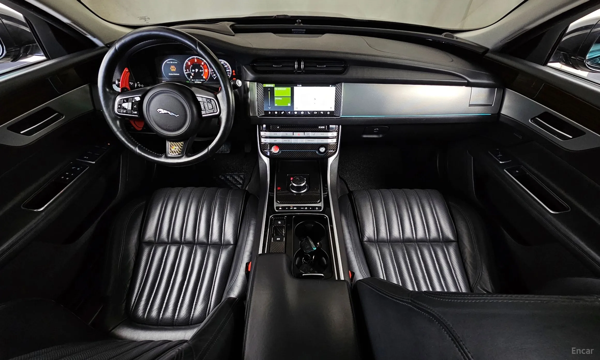 Jaguar XF (x260) превью 7