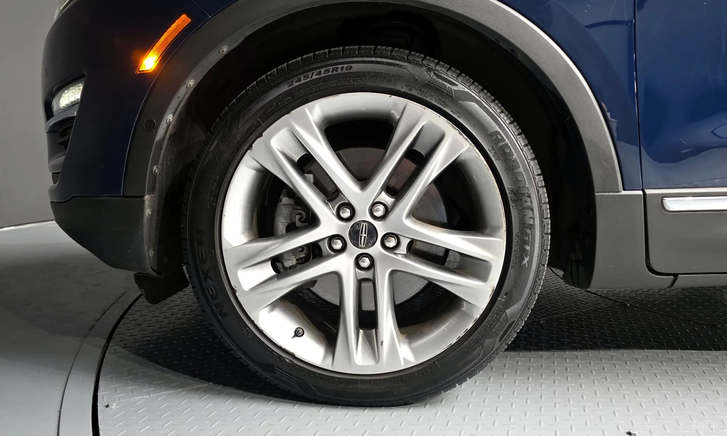 Lincoln MKC превью 5
