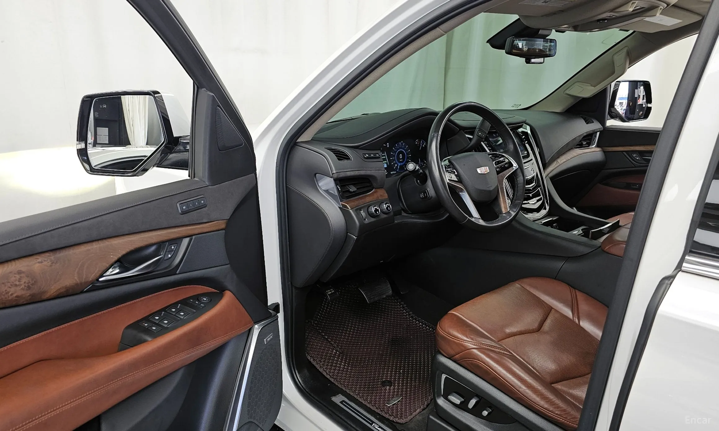 Cadillac Escalade превью 10