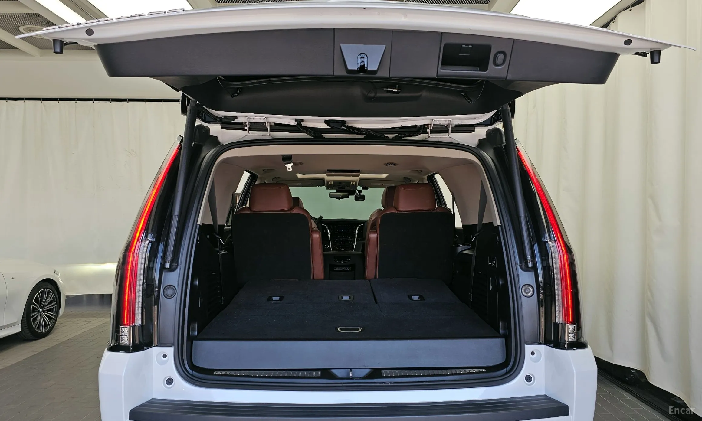 Cadillac Escalade превью 20