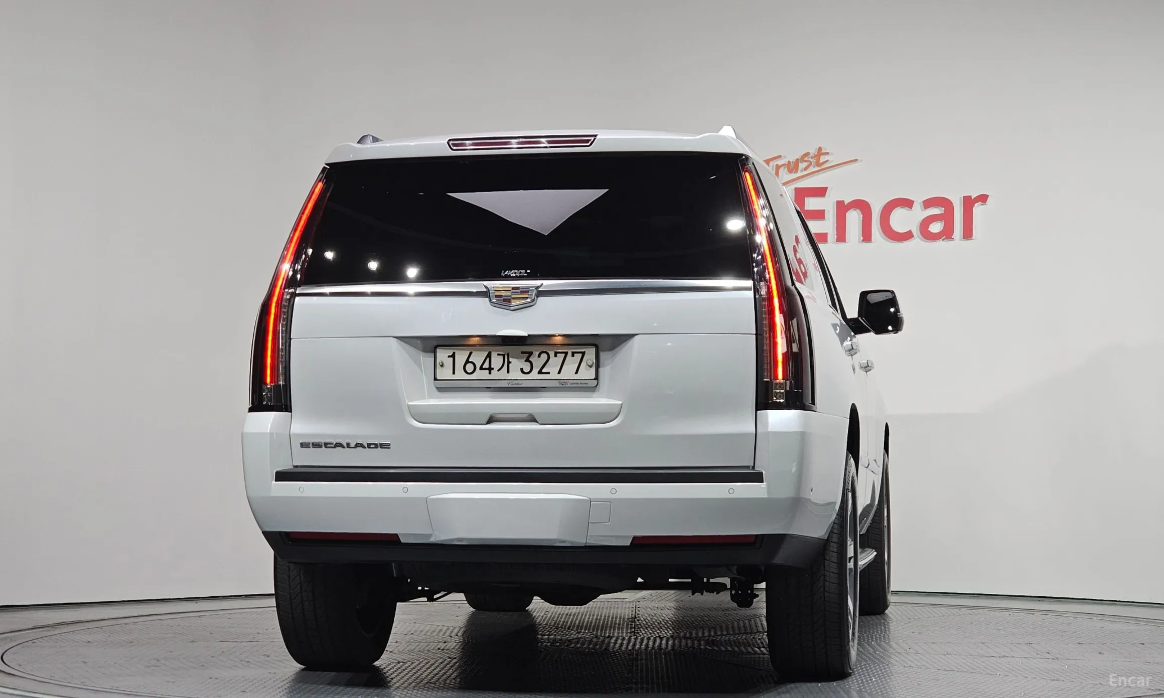 Cadillac Escalade превью 4