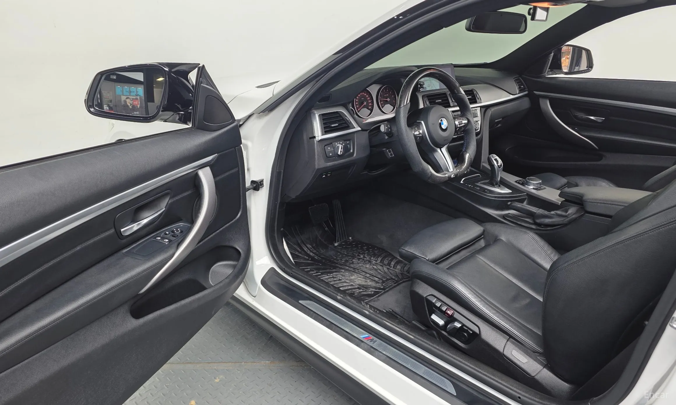 BMW Series 4 (F32) превью 10