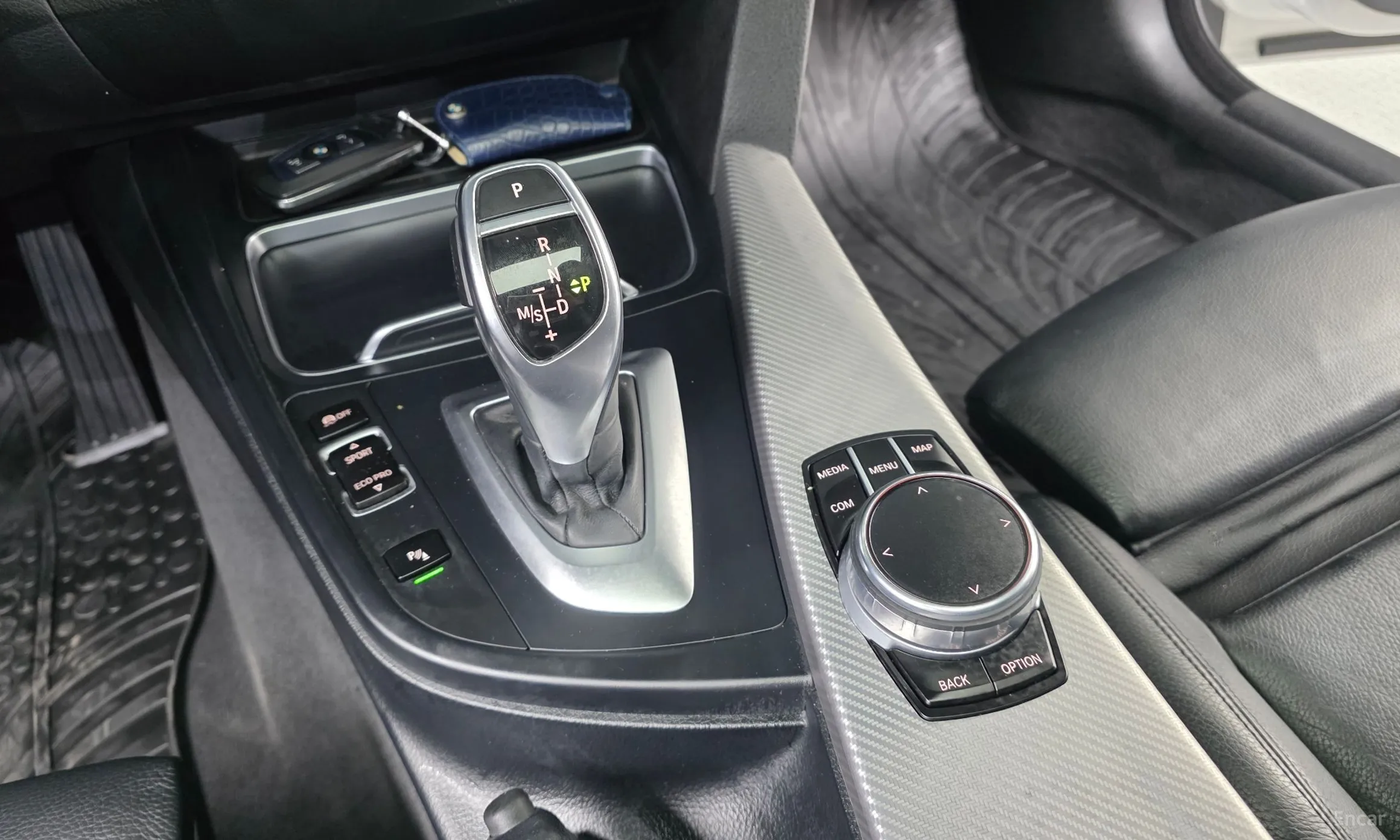 BMW Series 4 (F32) превью 9
