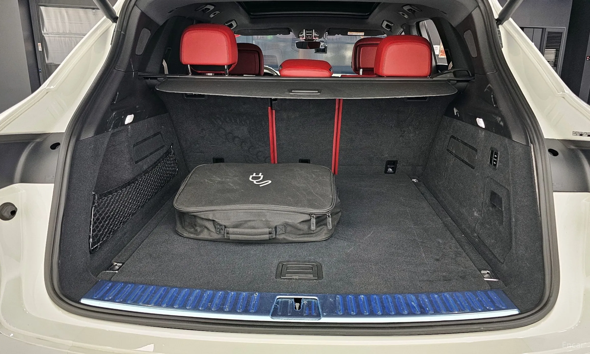 Porsche Cayenne (PO536) превью 12