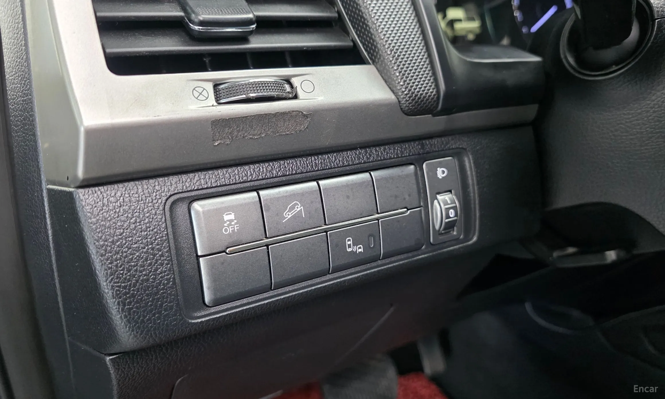 KG Mobility (SsangYong) Rexton Sports превью 13