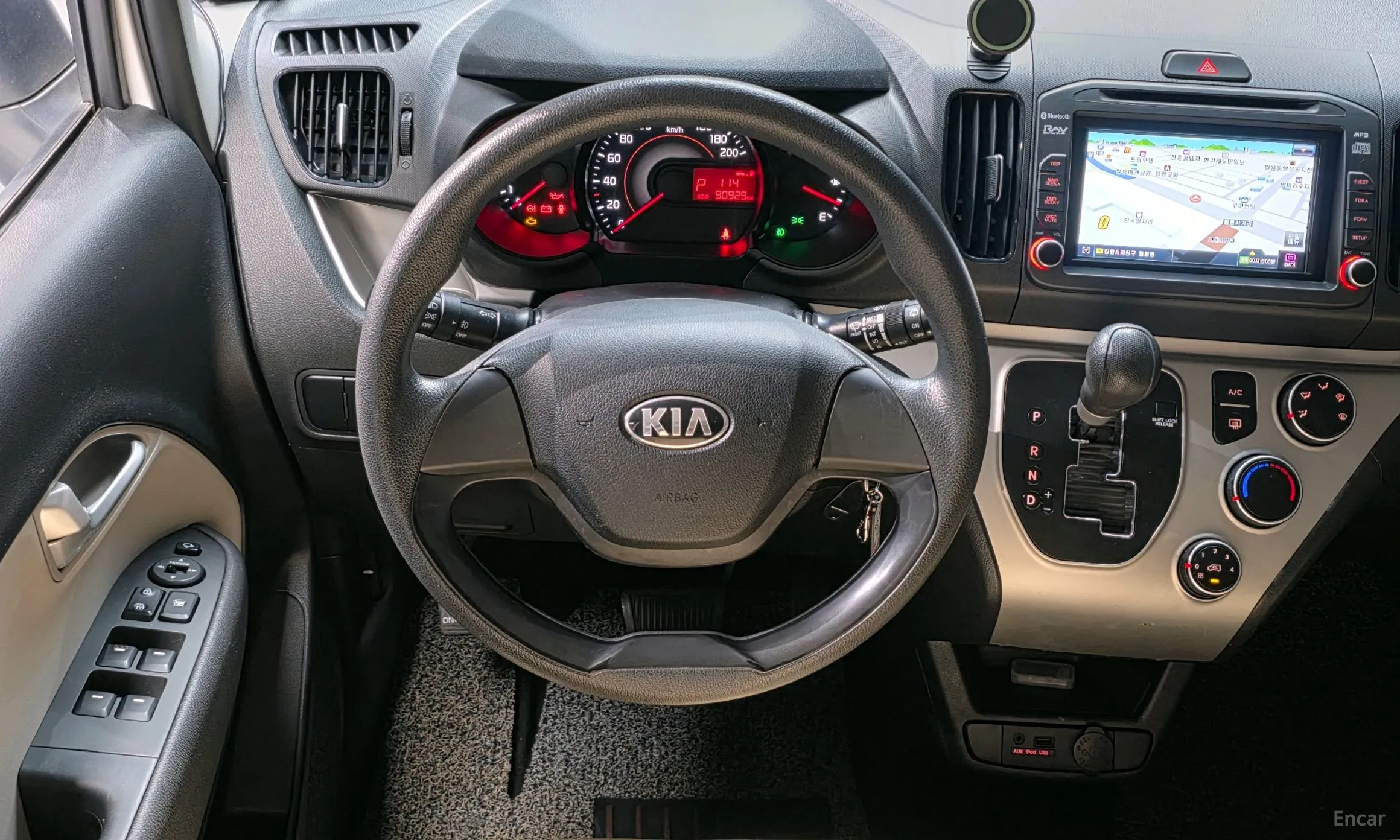 Kia Ray превью 13