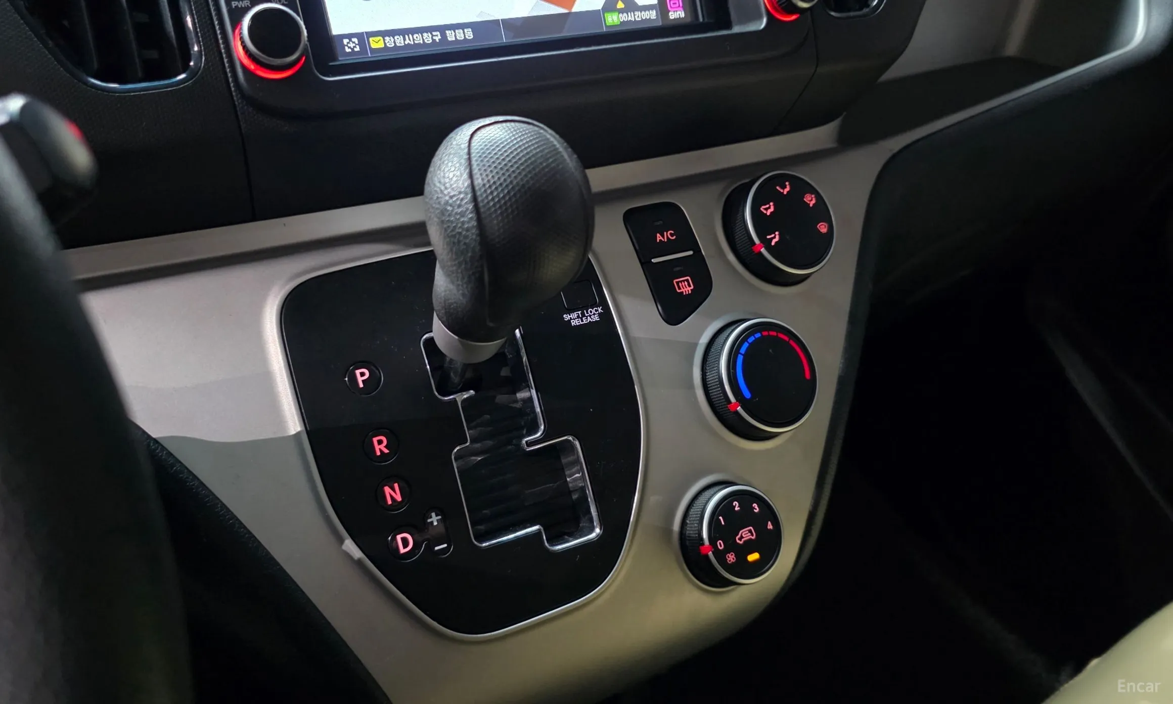 Kia Ray превью 9