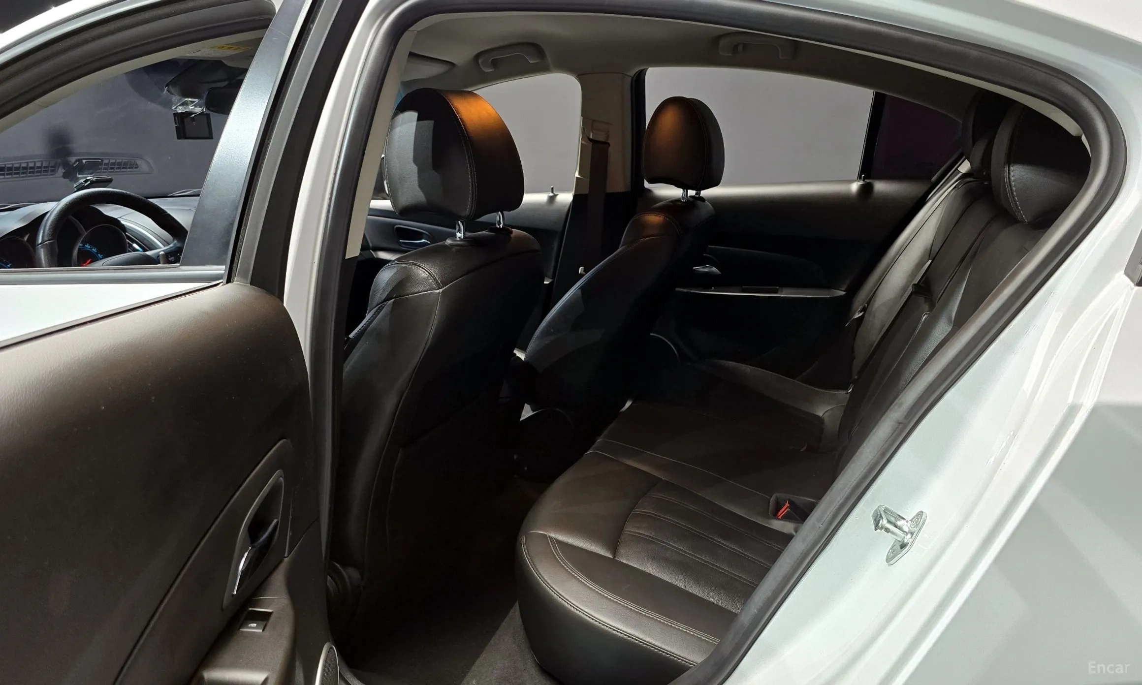 Chevrolet (GM Daewoo) Cruze превью 12