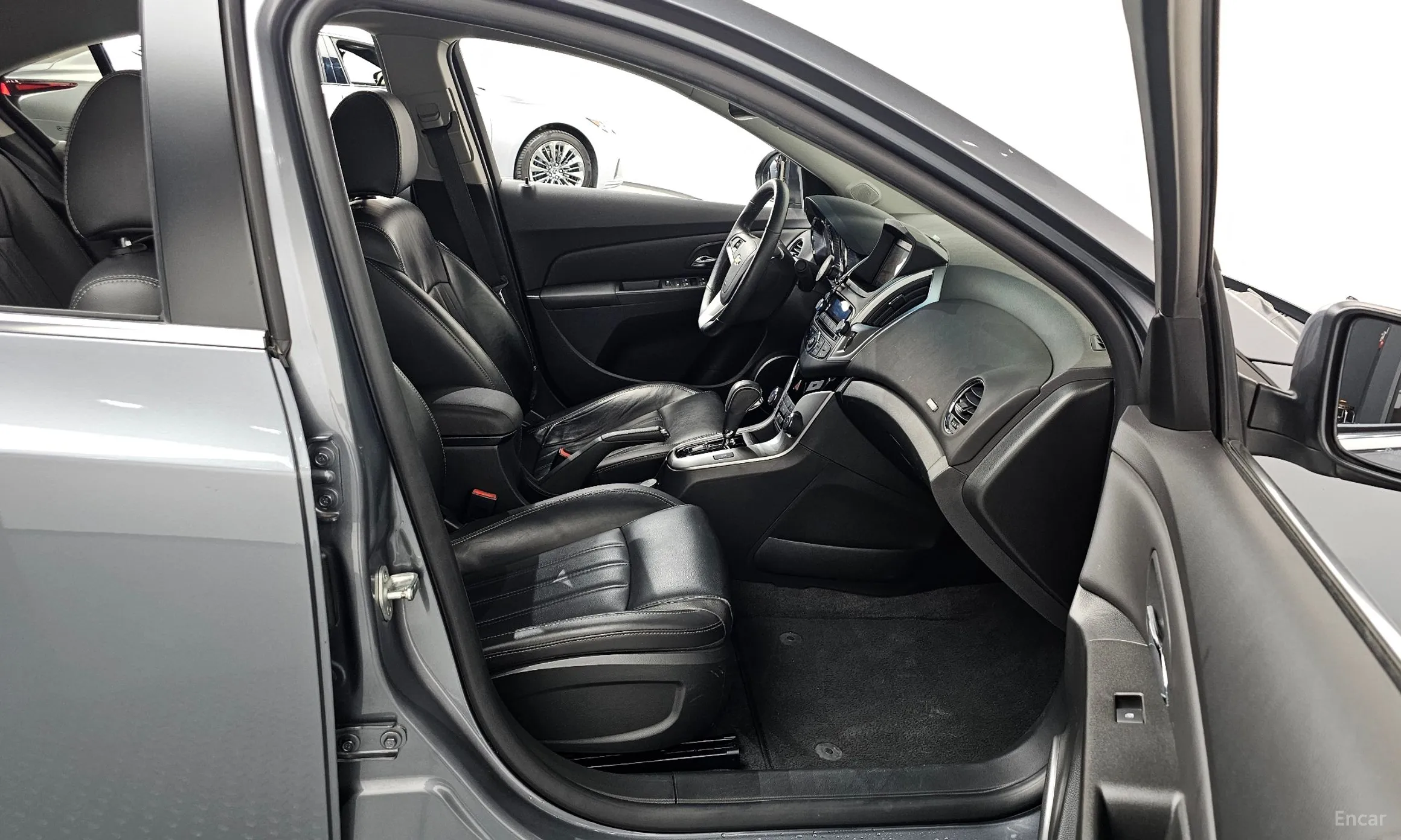 Chevrolet (GM Daewoo) Cruze превью 11