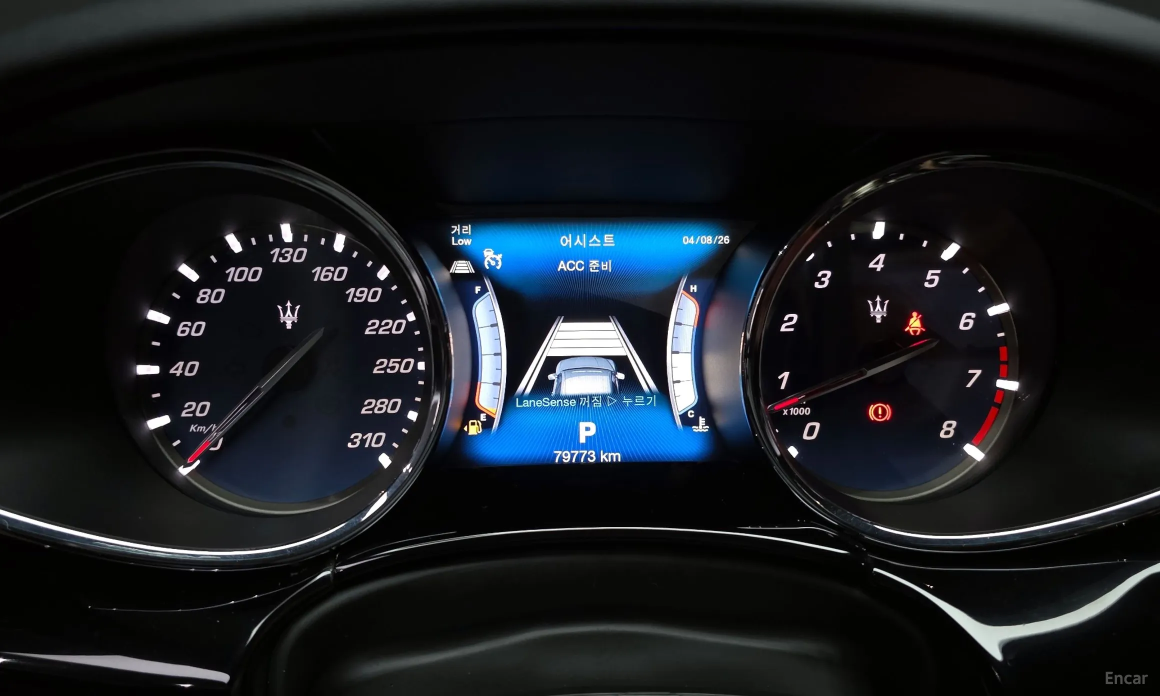 Maserati Quattroporte превью 8