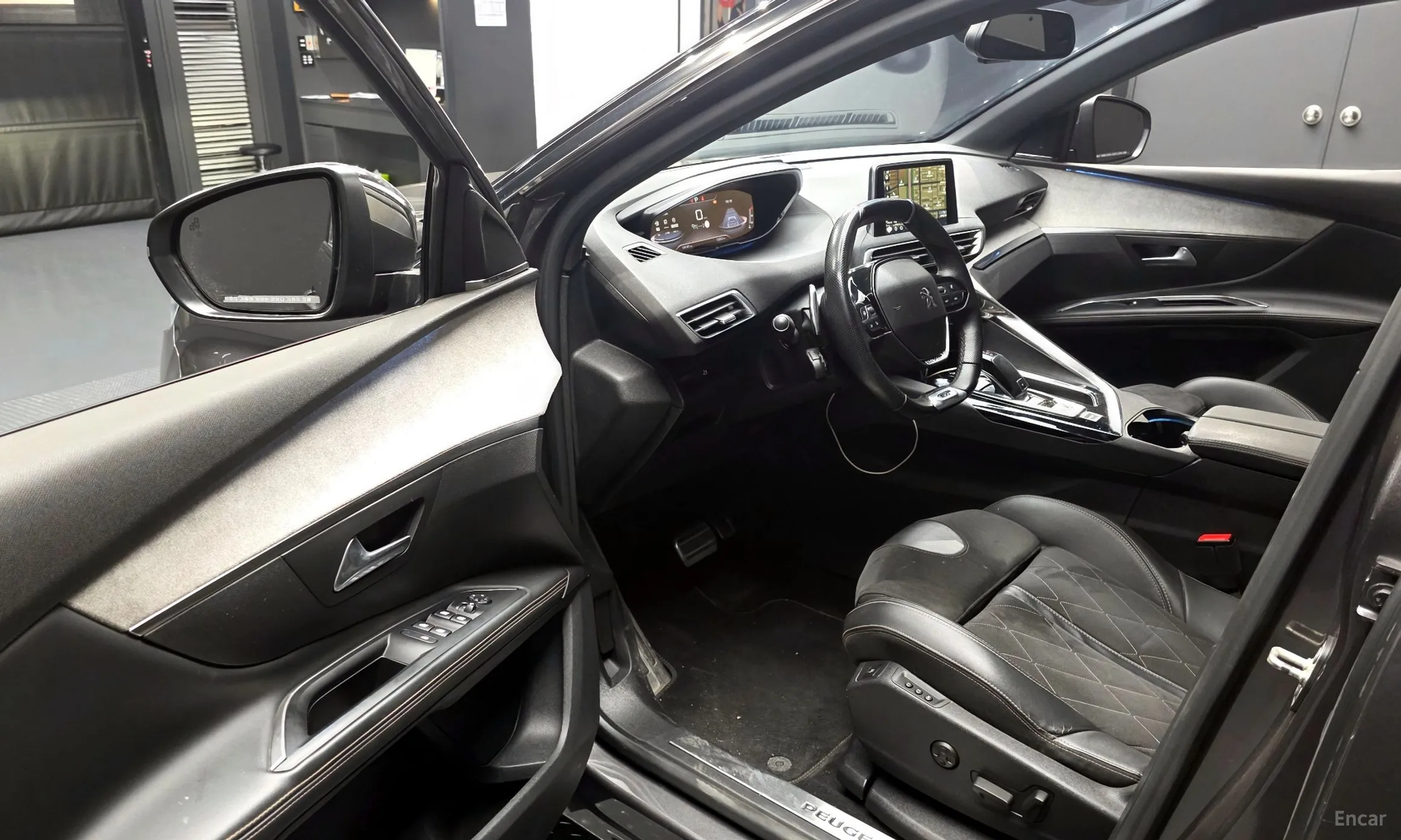 Peugeot 5008 2nd generation превью 10