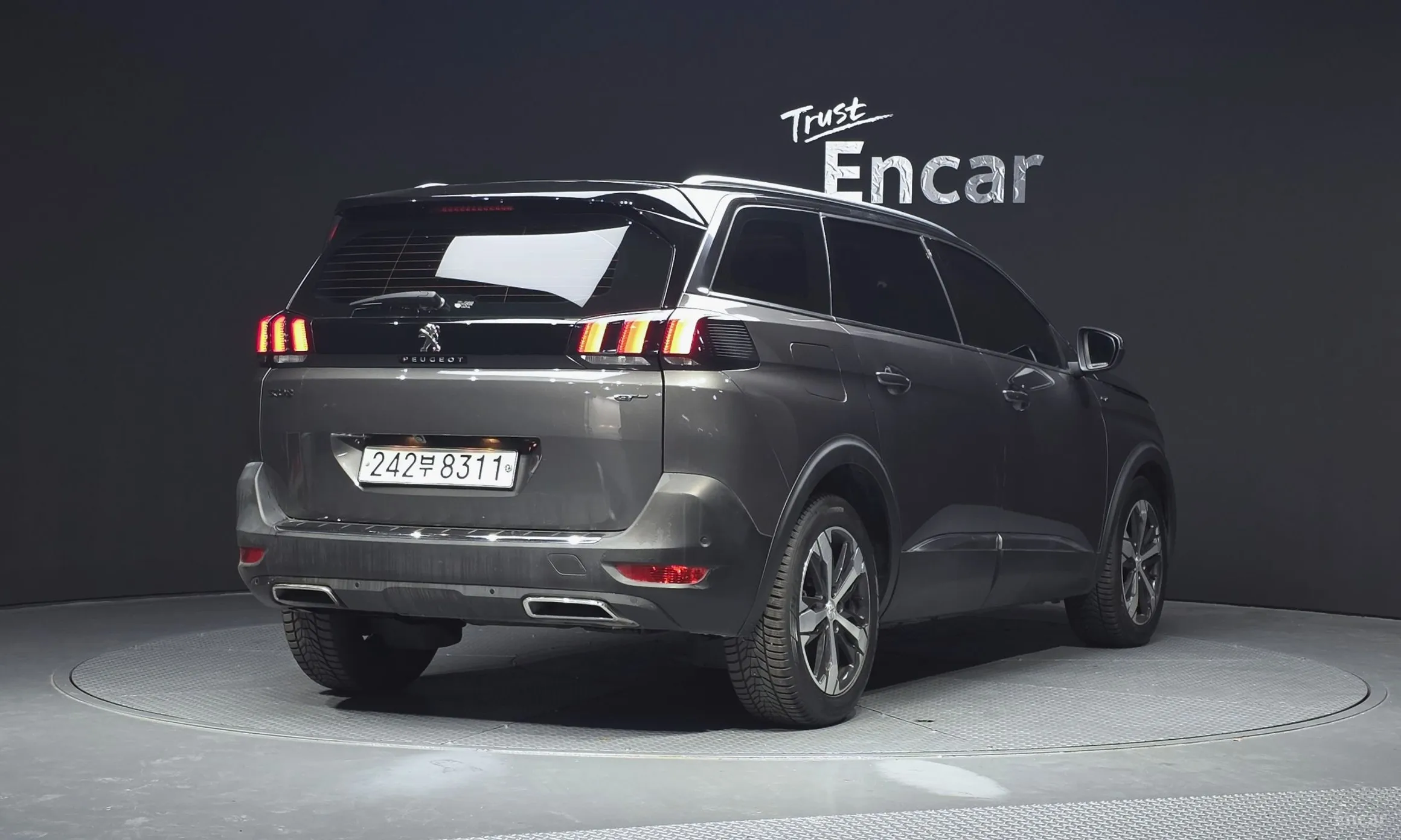 Peugeot 5008 2nd generation превью 2