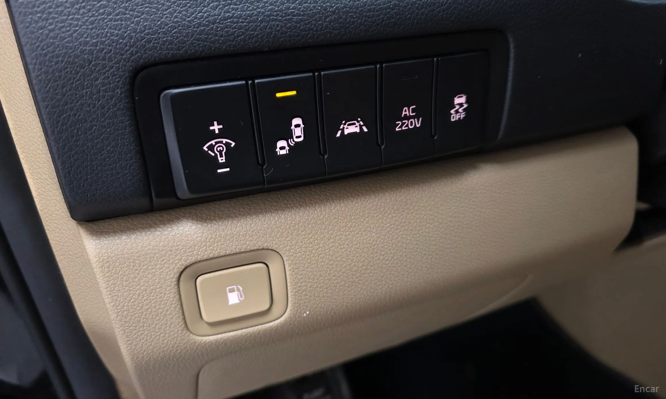 Kia Carnival превью 17