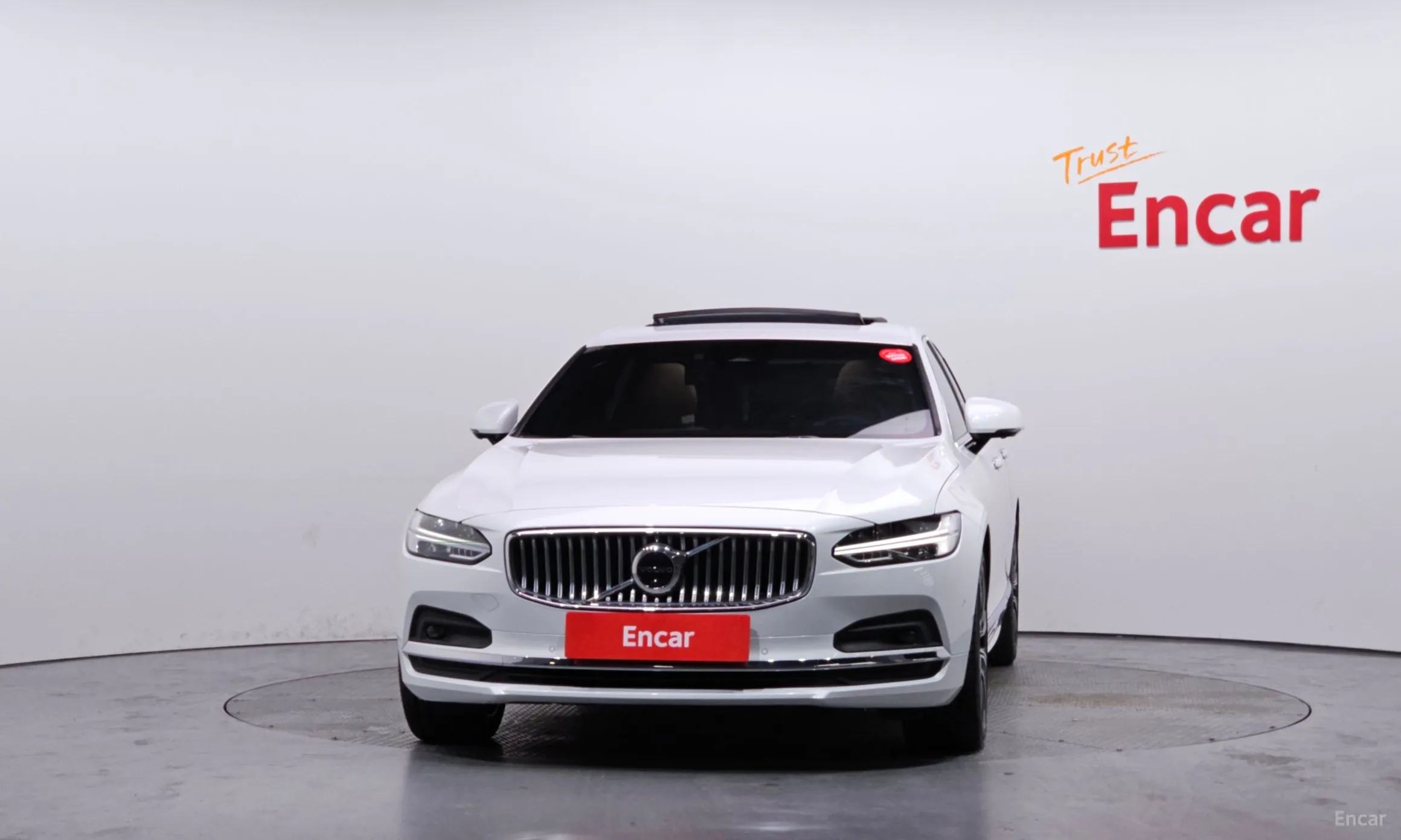 Volvo S90 превью 3