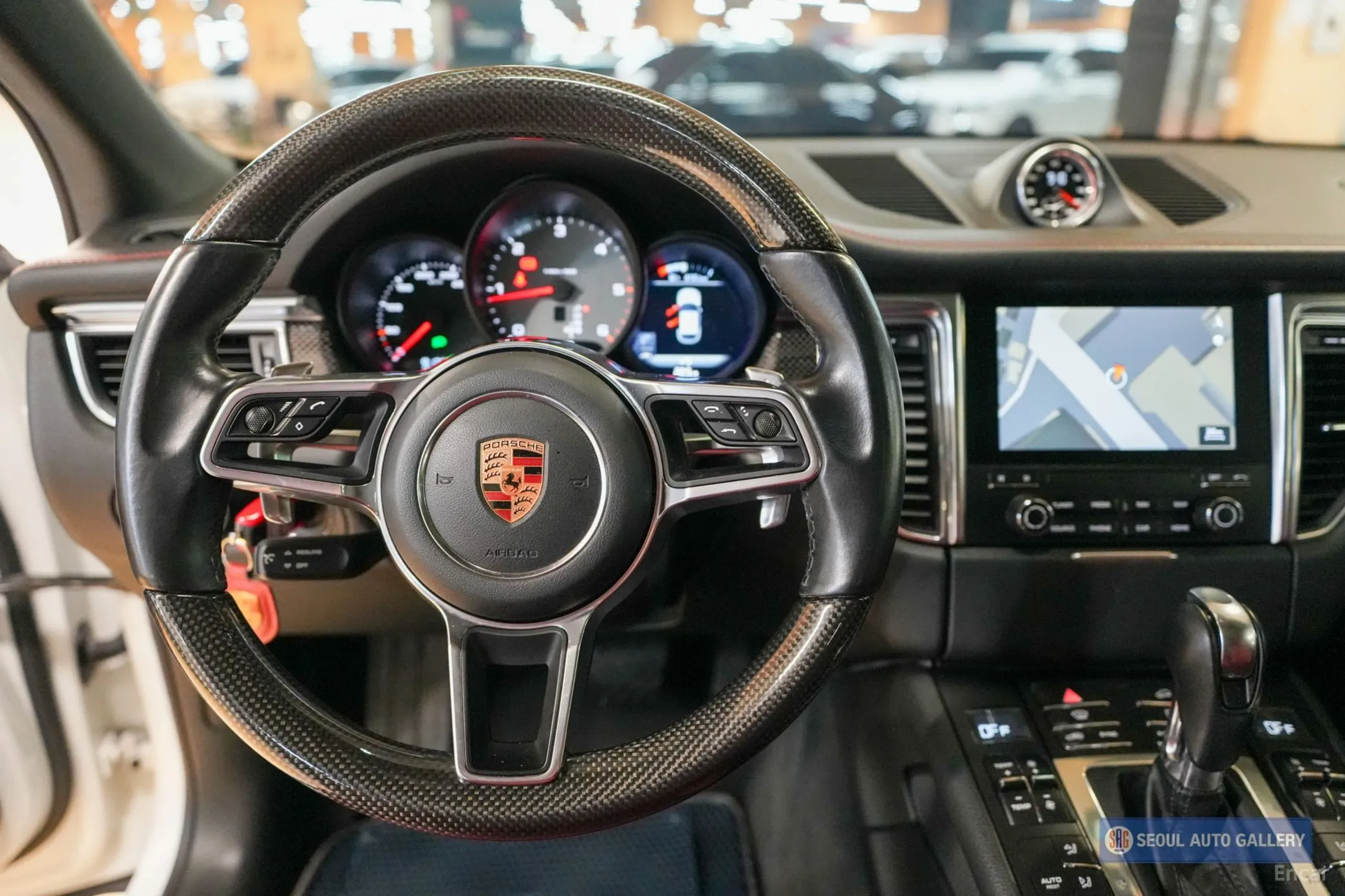 Porsche Macan превью 10