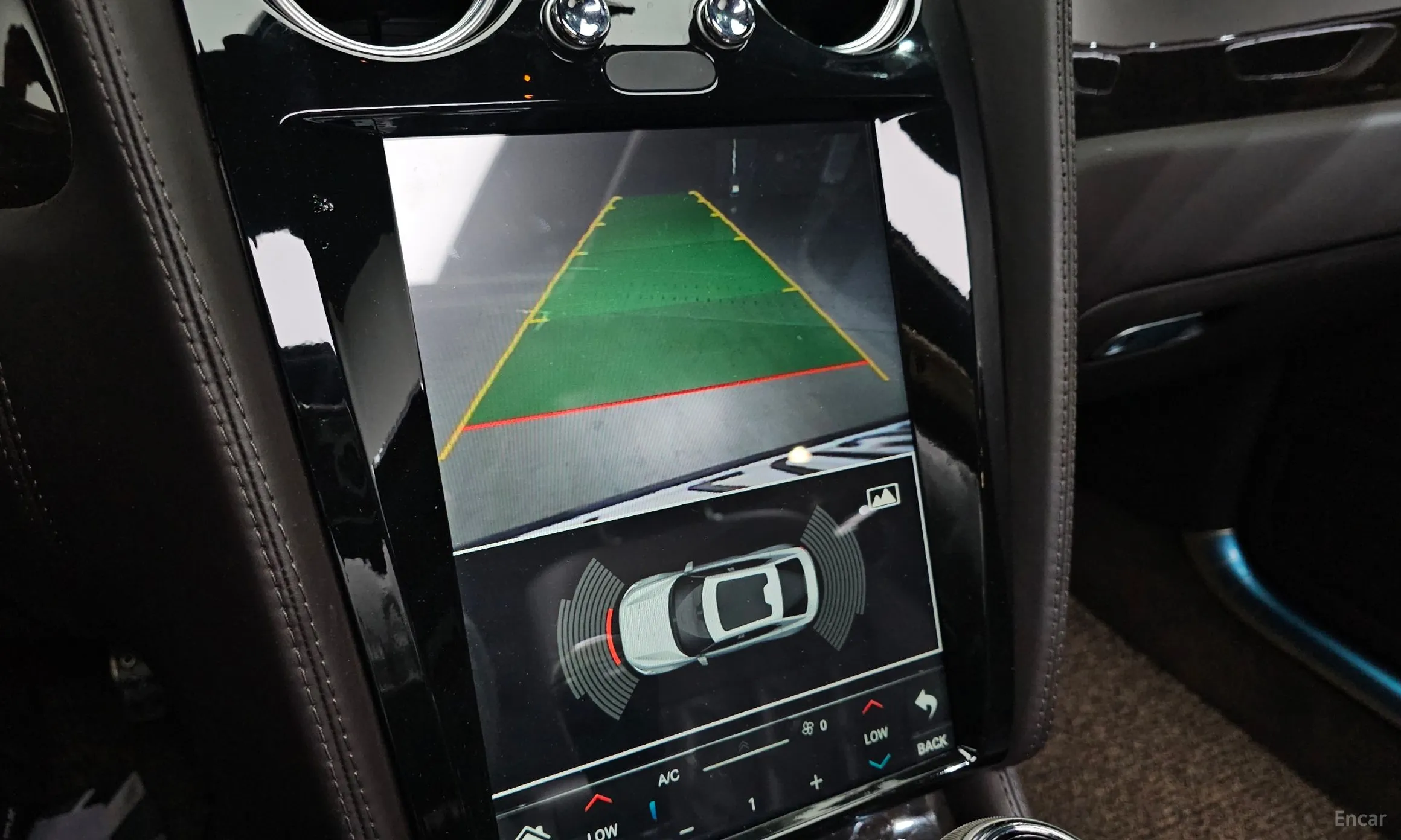 Bentley Flying Spur Gen 1 превью 14