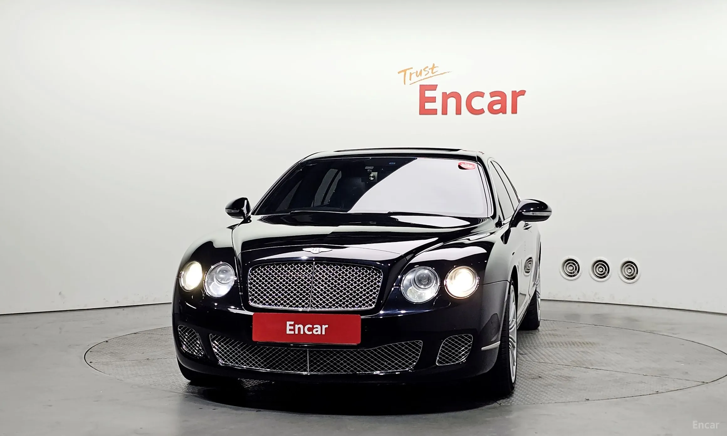 Bentley Flying Spur Gen 1 превью 3