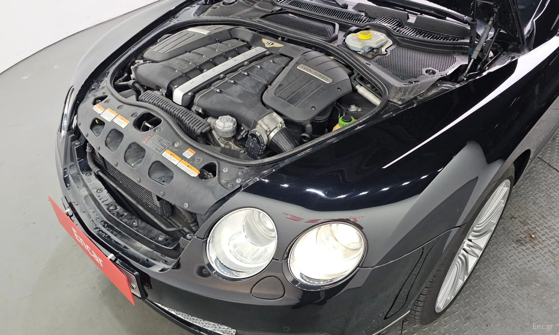 Bentley Flying Spur Gen 1 превью 6