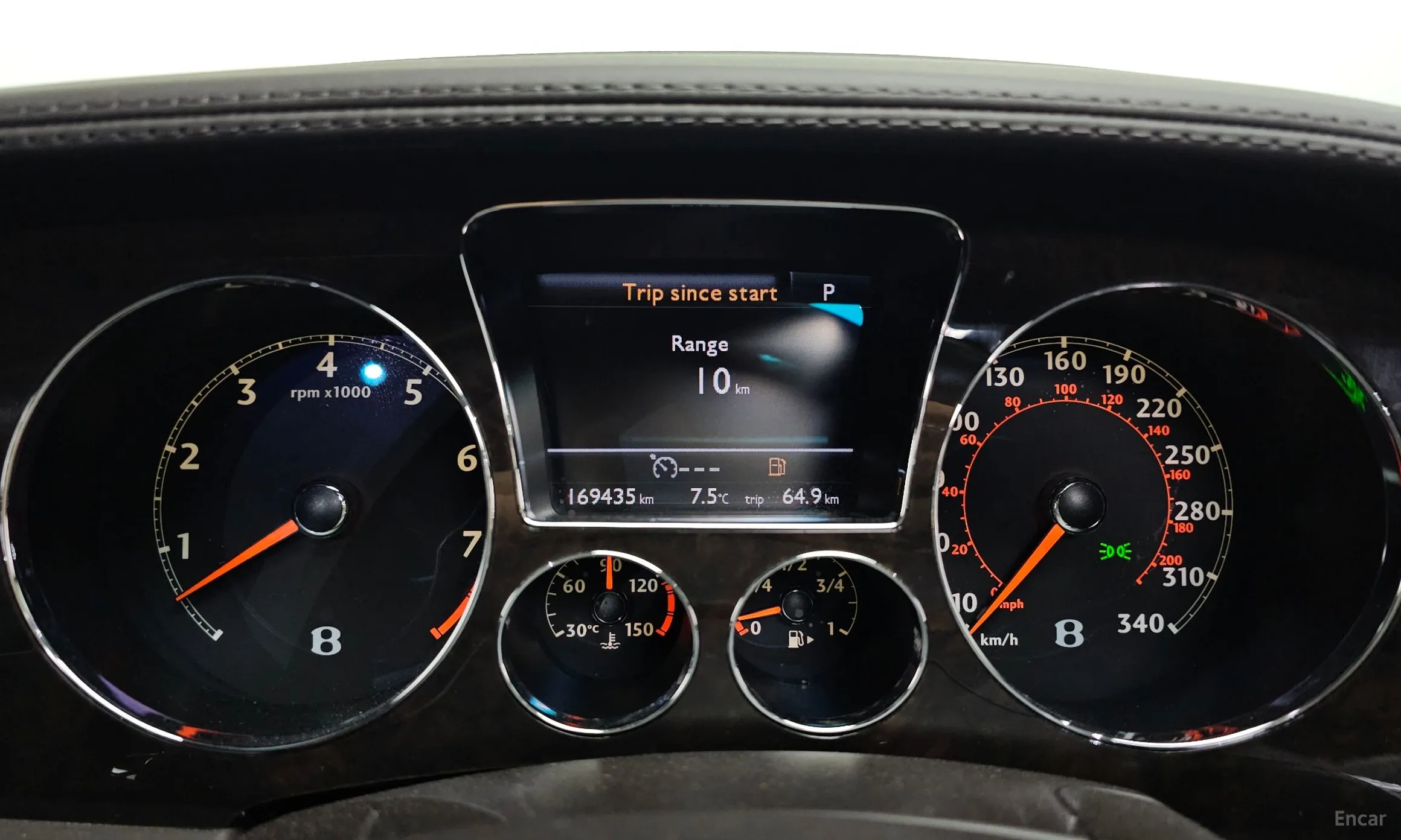 Bentley Flying Spur Gen 1 превью 8