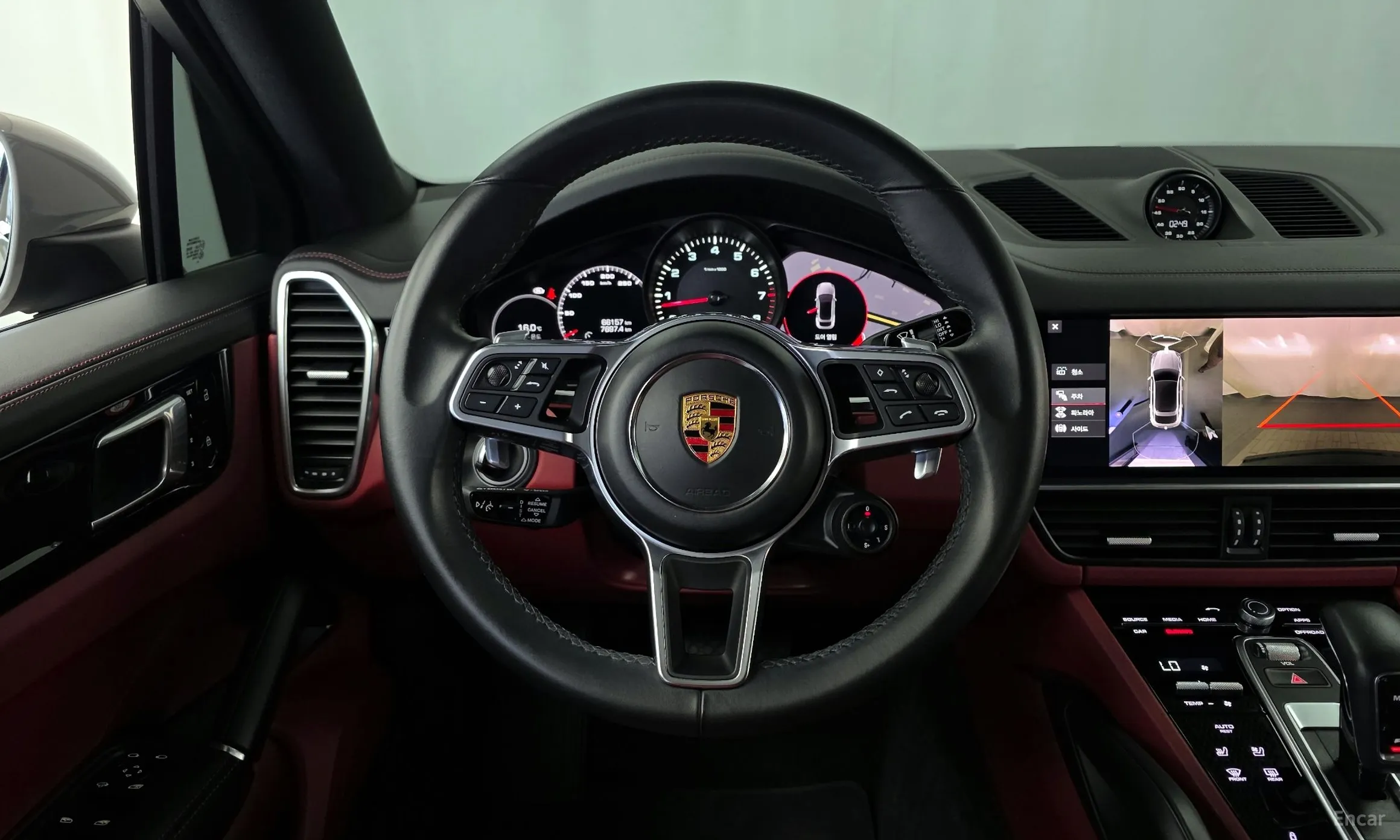 Porsche Cayenne (PO536) превью 12