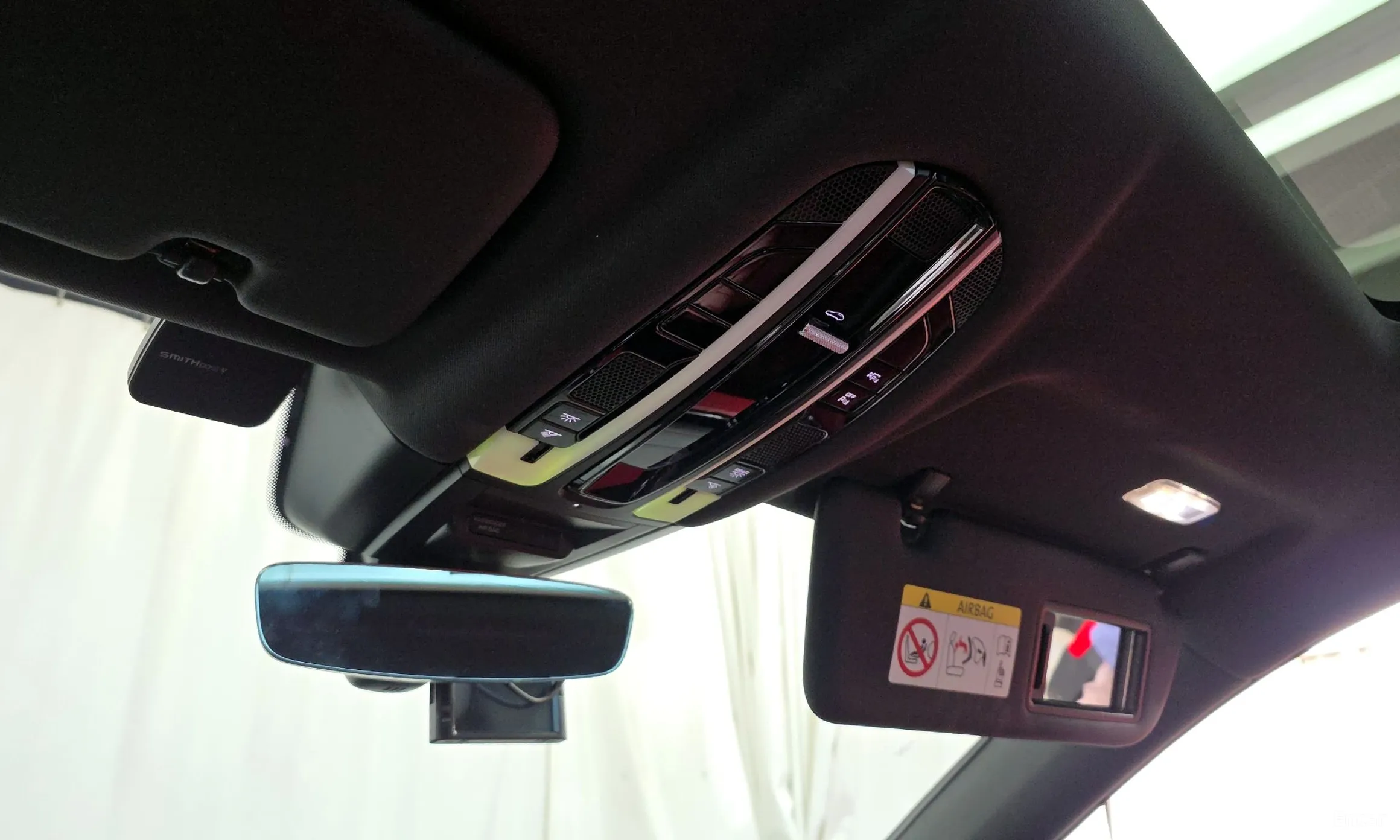 Porsche Cayenne (PO536) превью 20