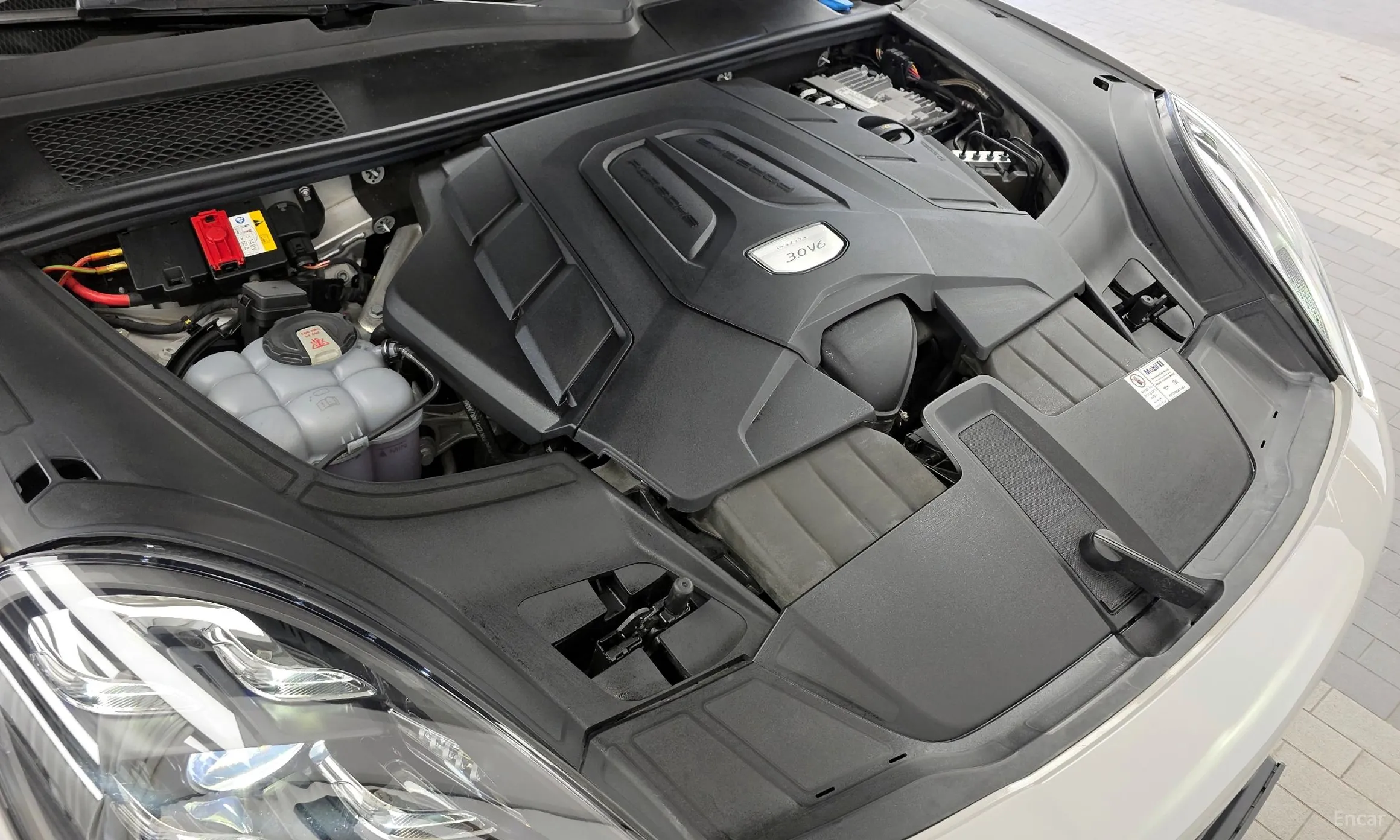 Porsche Cayenne (PO536) превью 6