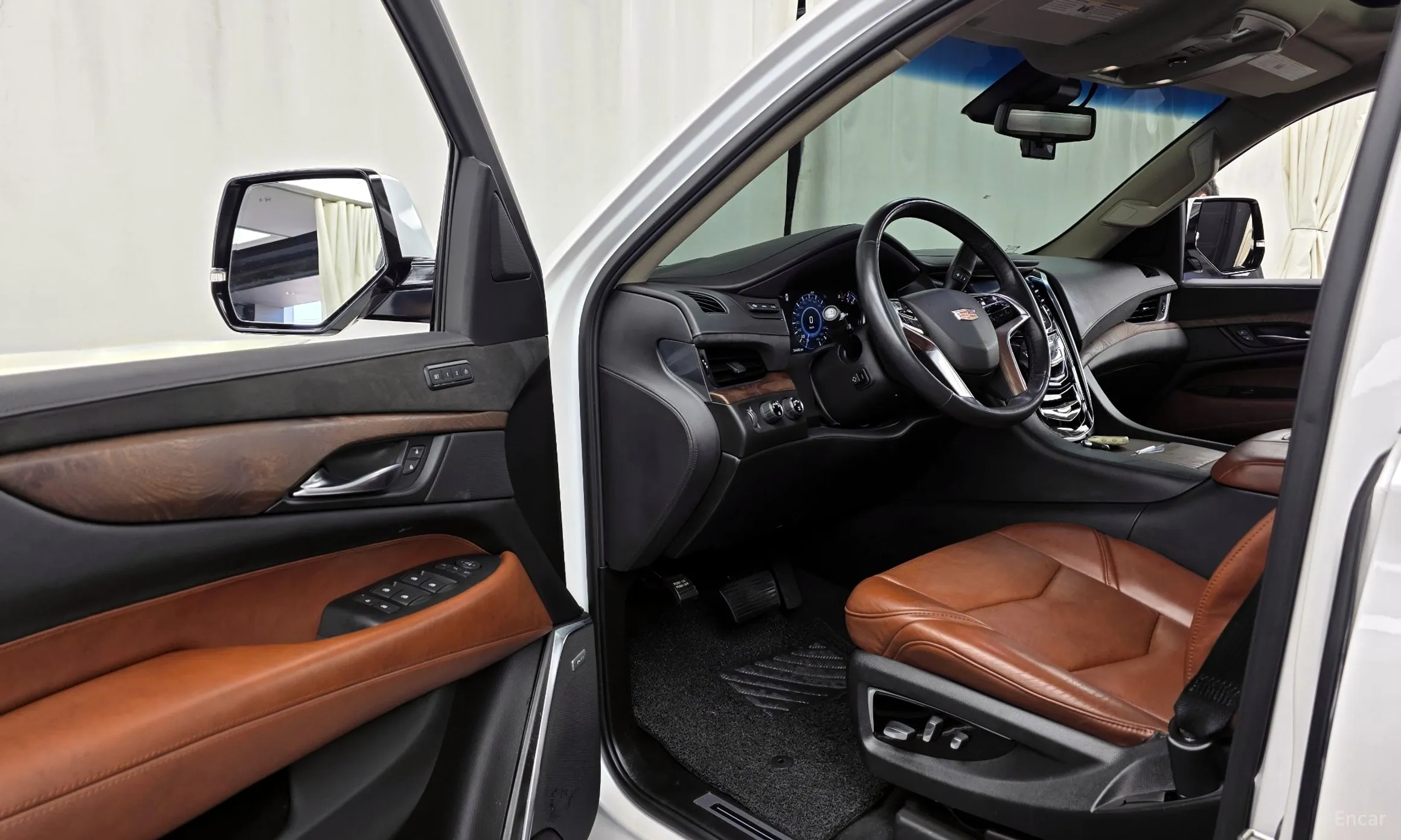 Cadillac Escalade превью 10