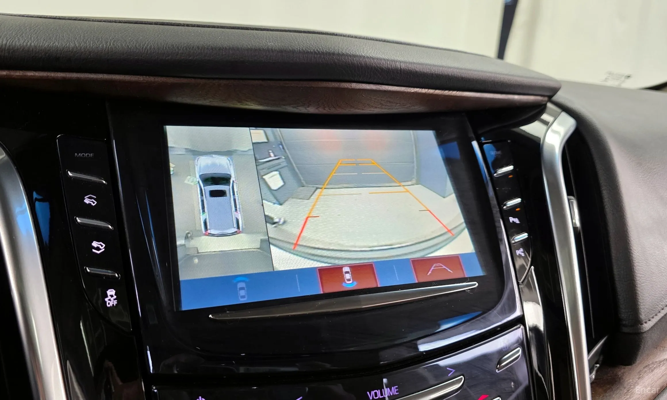 Cadillac Escalade превью 15