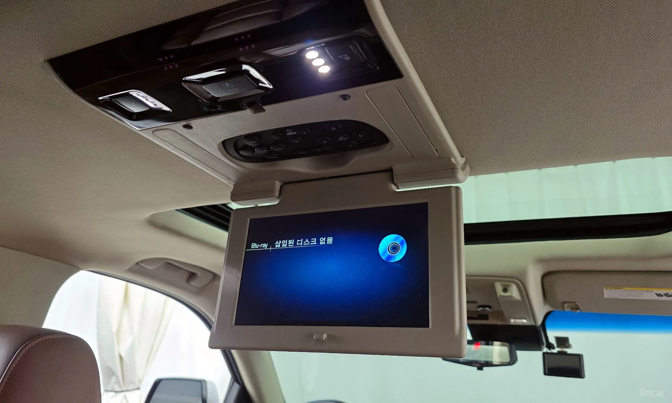 Cadillac Escalade превью 18