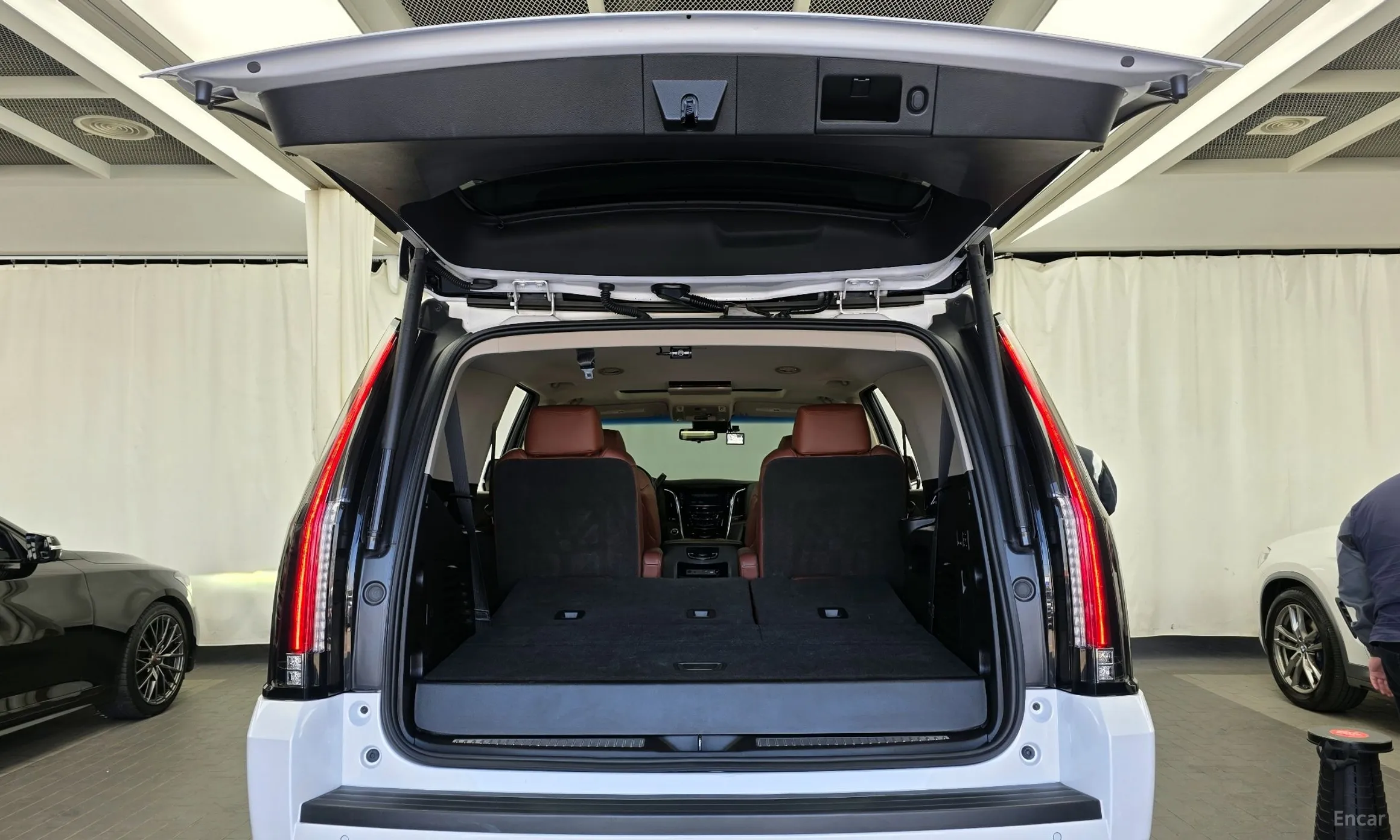 Cadillac Escalade превью 20