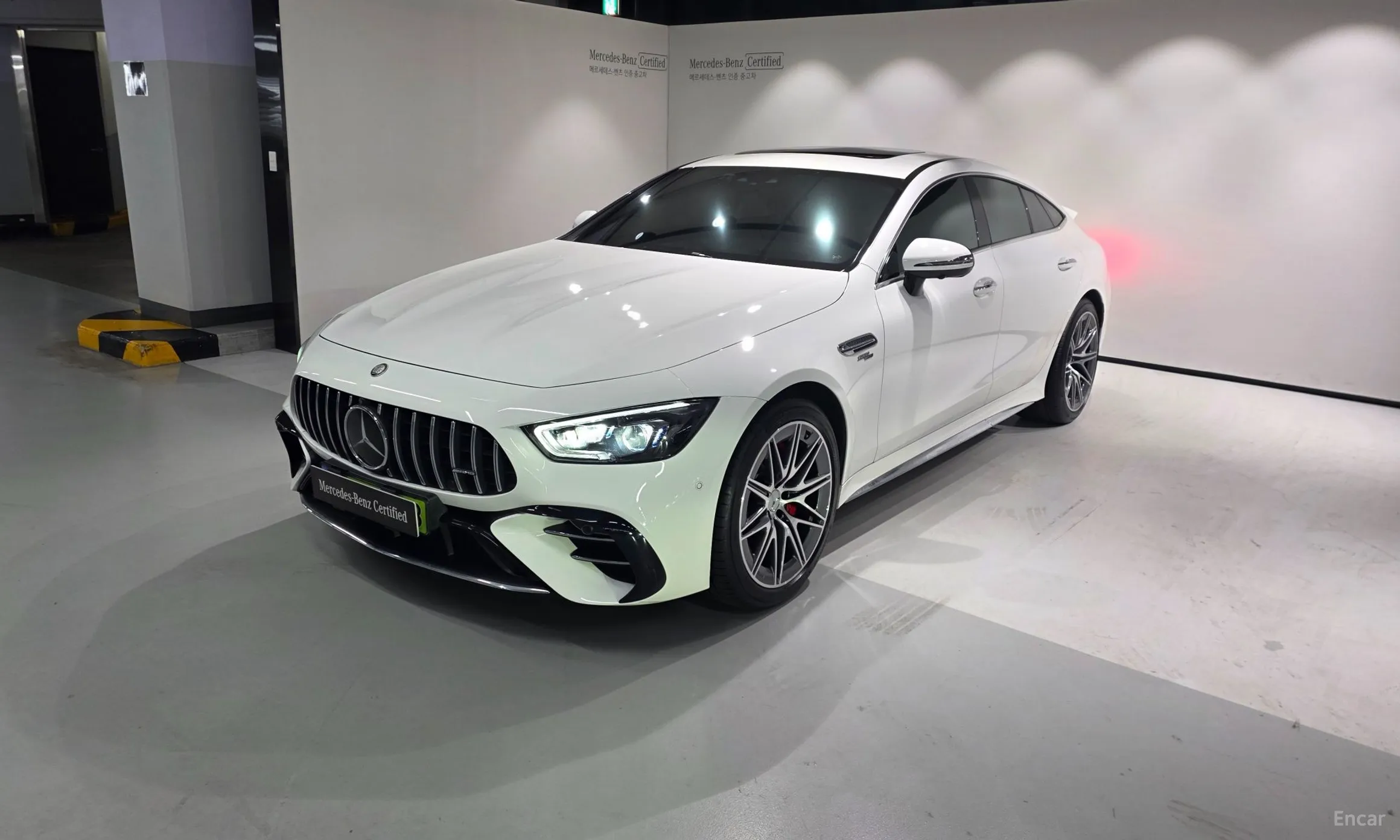 Mercedes Benz AMG GT