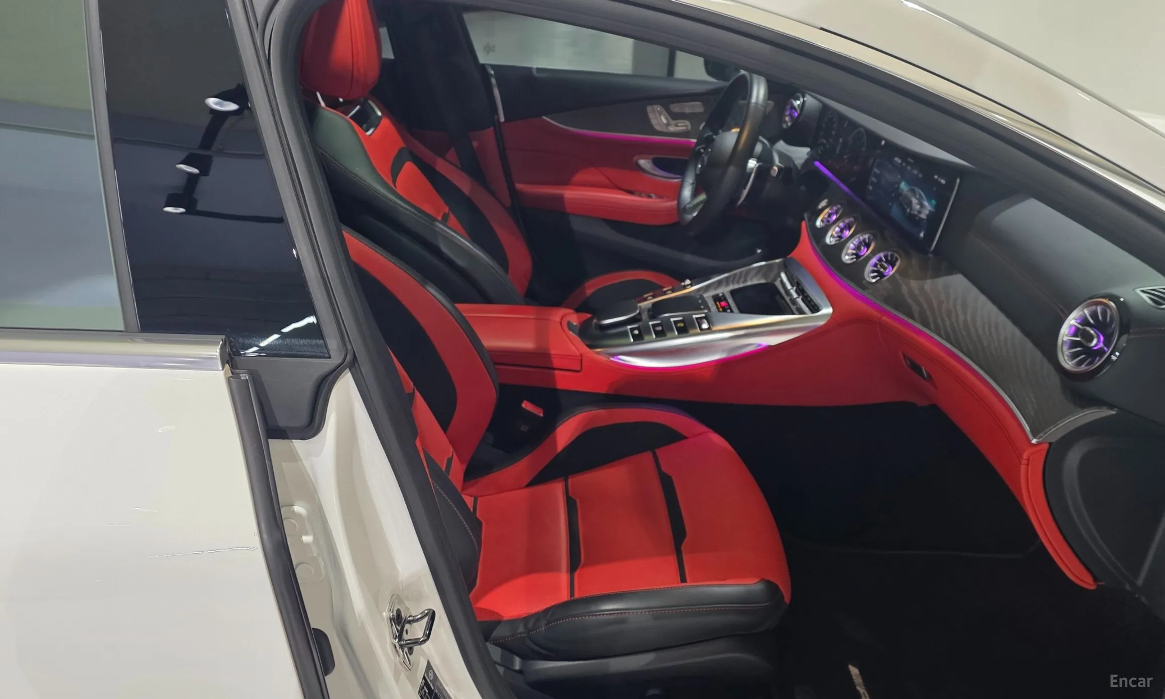 Mercedes Benz AMG GT превью 18