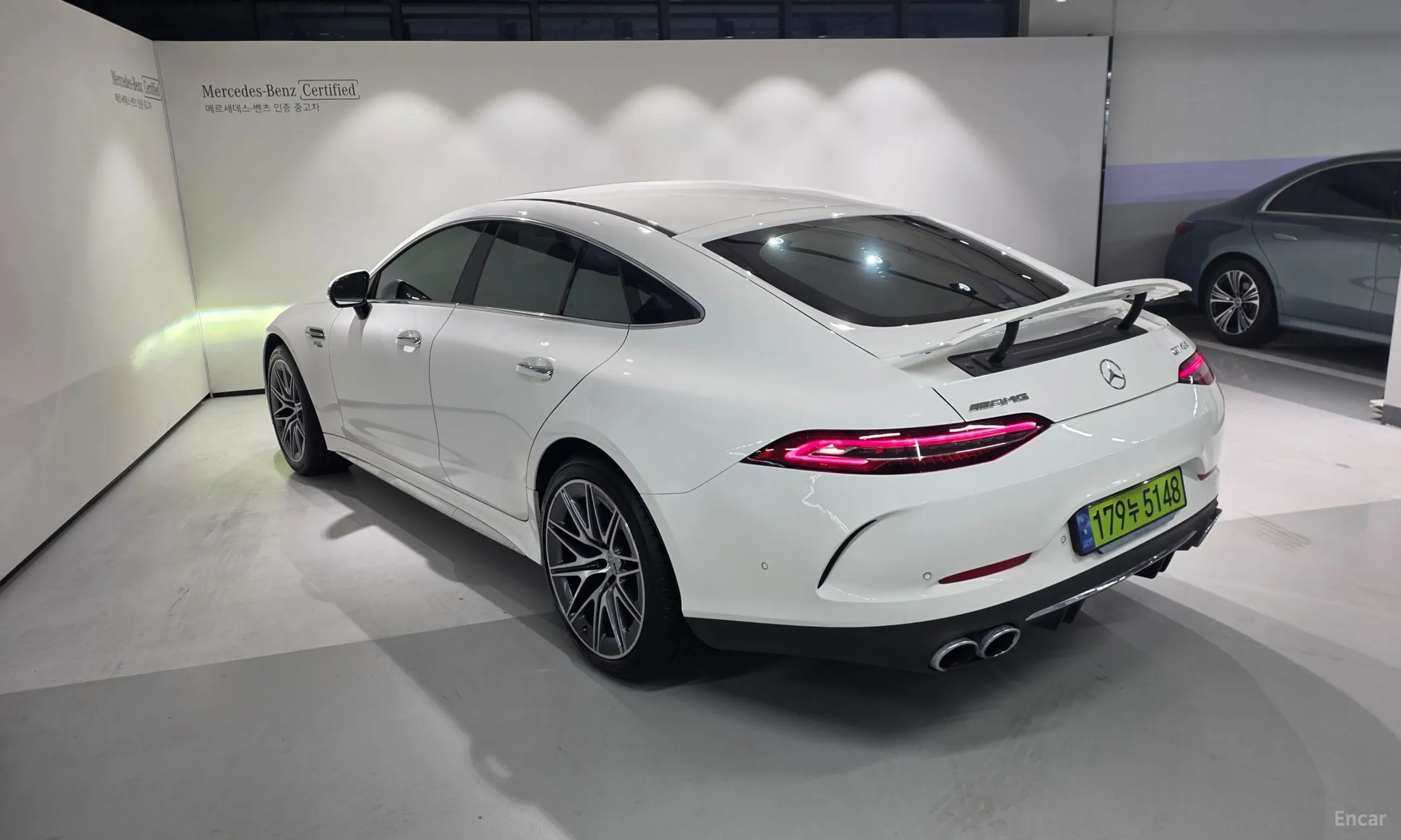 Mercedes Benz AMG GT превью 3