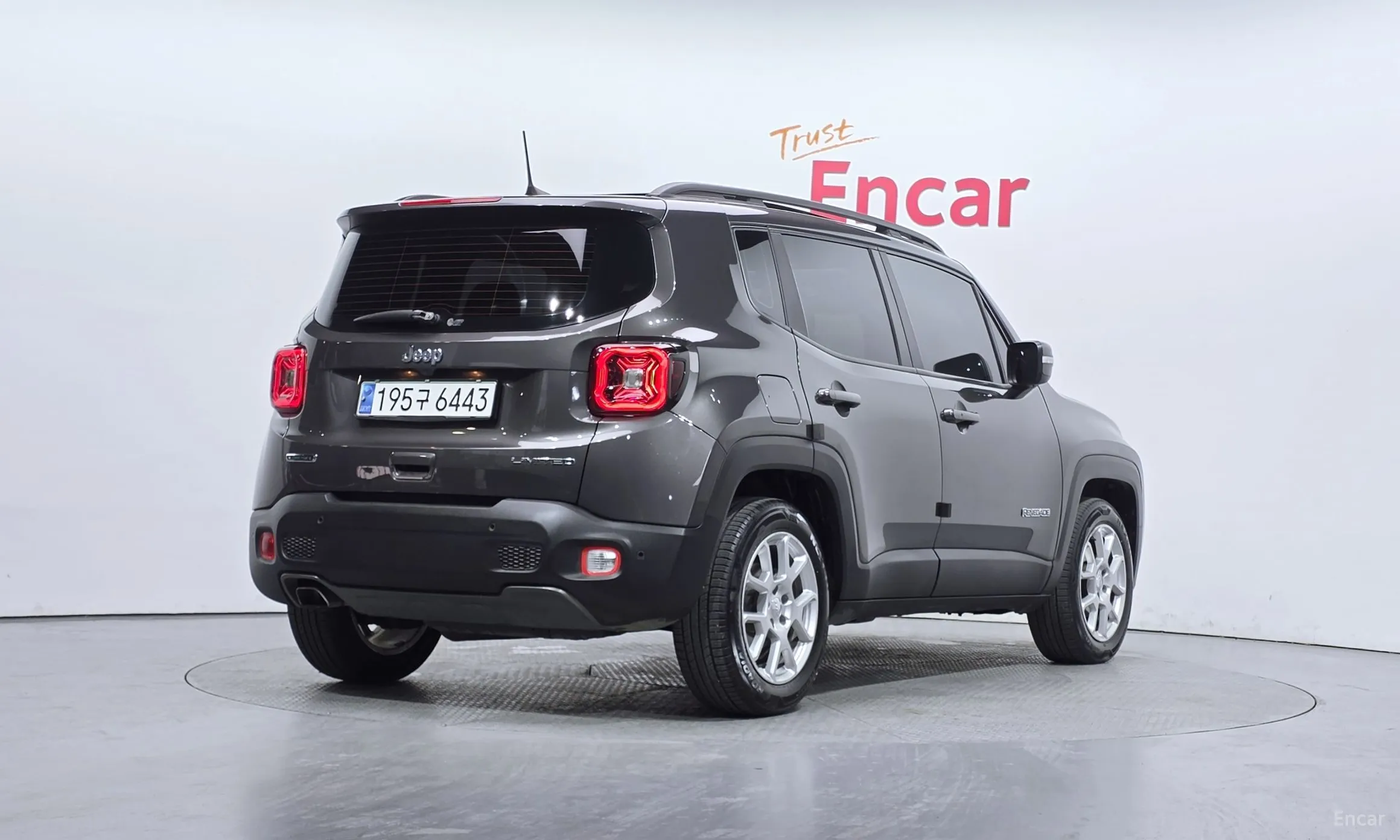 Jeep Renegade превью 2