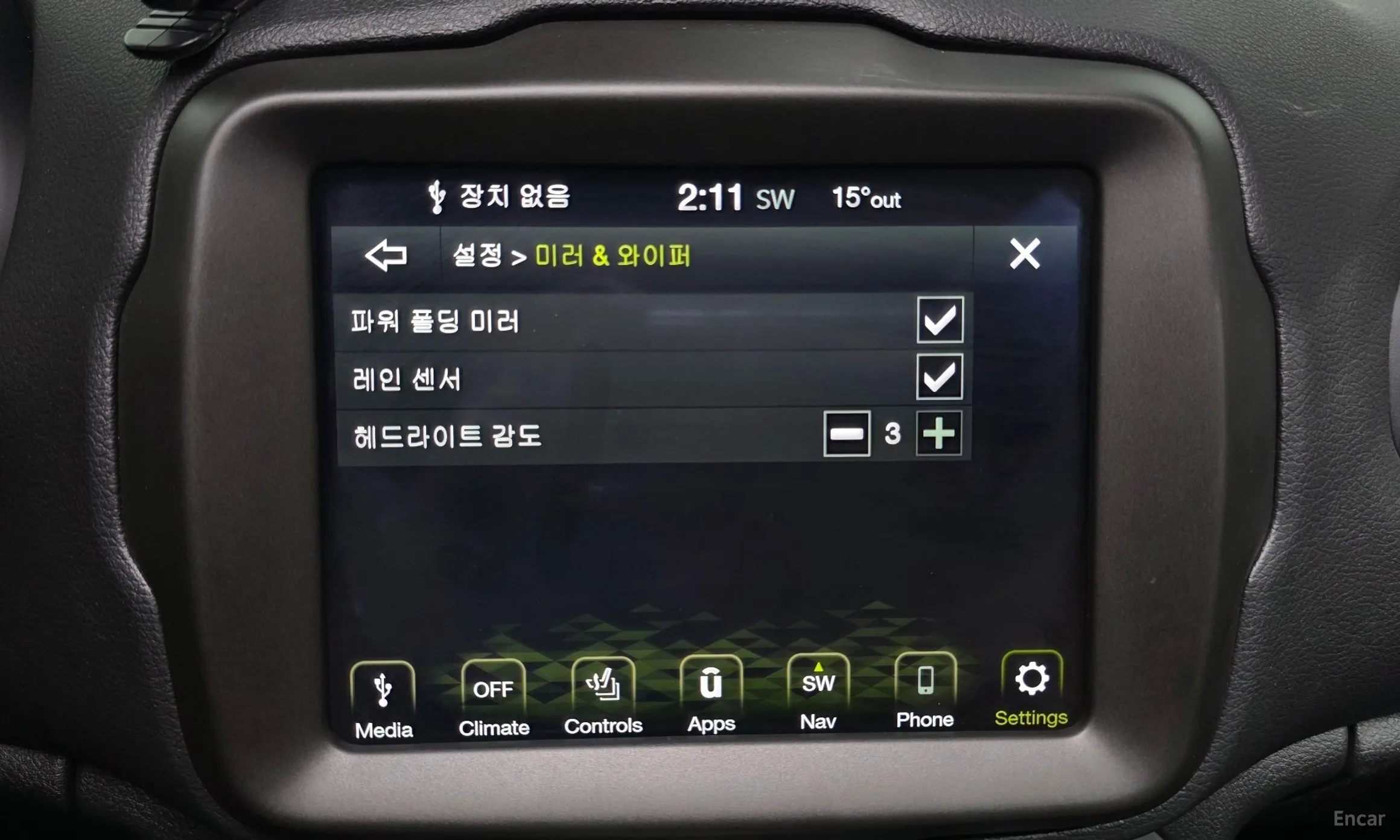Jeep Renegade превью 18