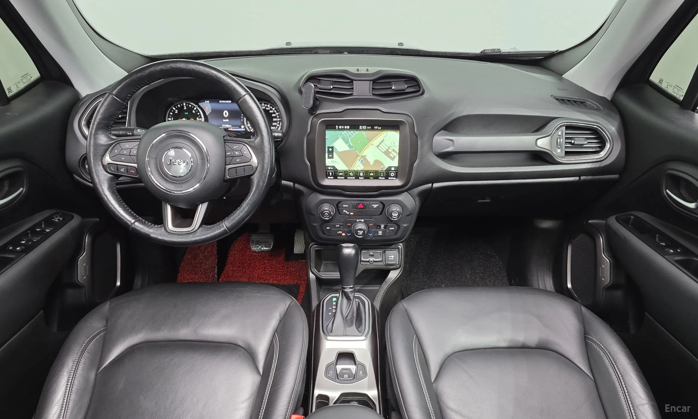Jeep Renegade превью 7