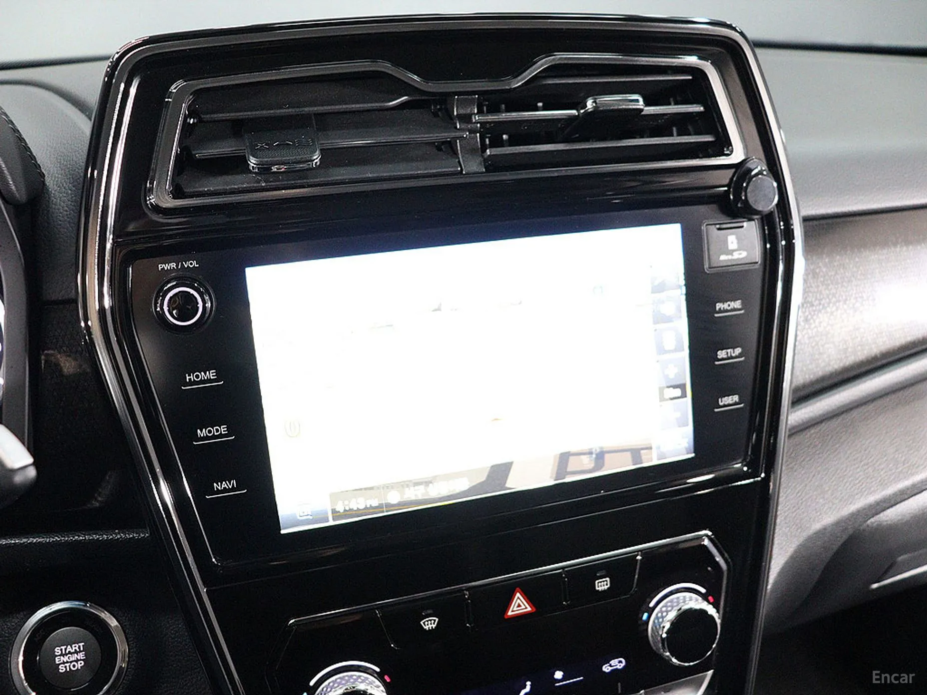 KG Mobility (SsangYong) Berry New Tivoli превью 7