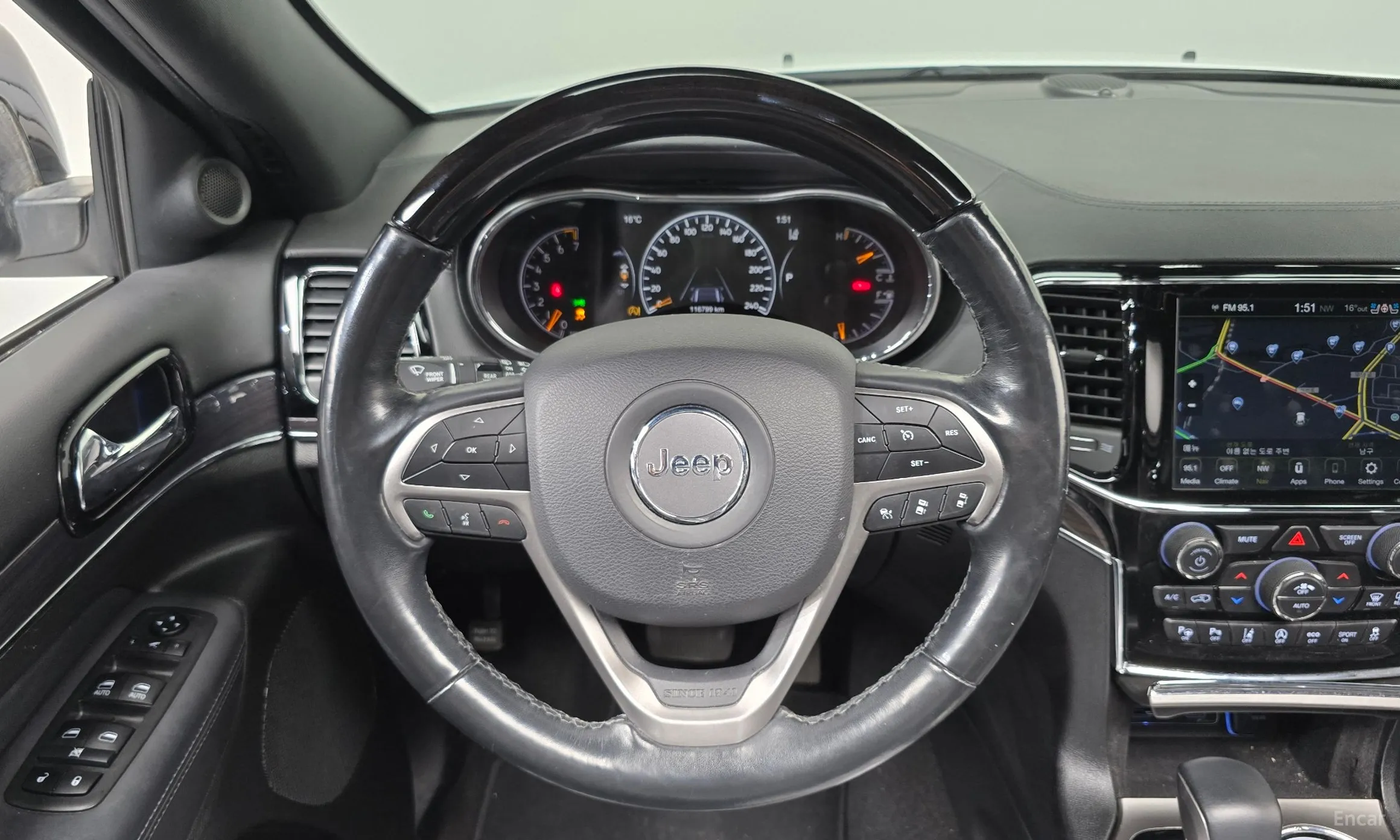 Jeep Grand Cherokee превью 15